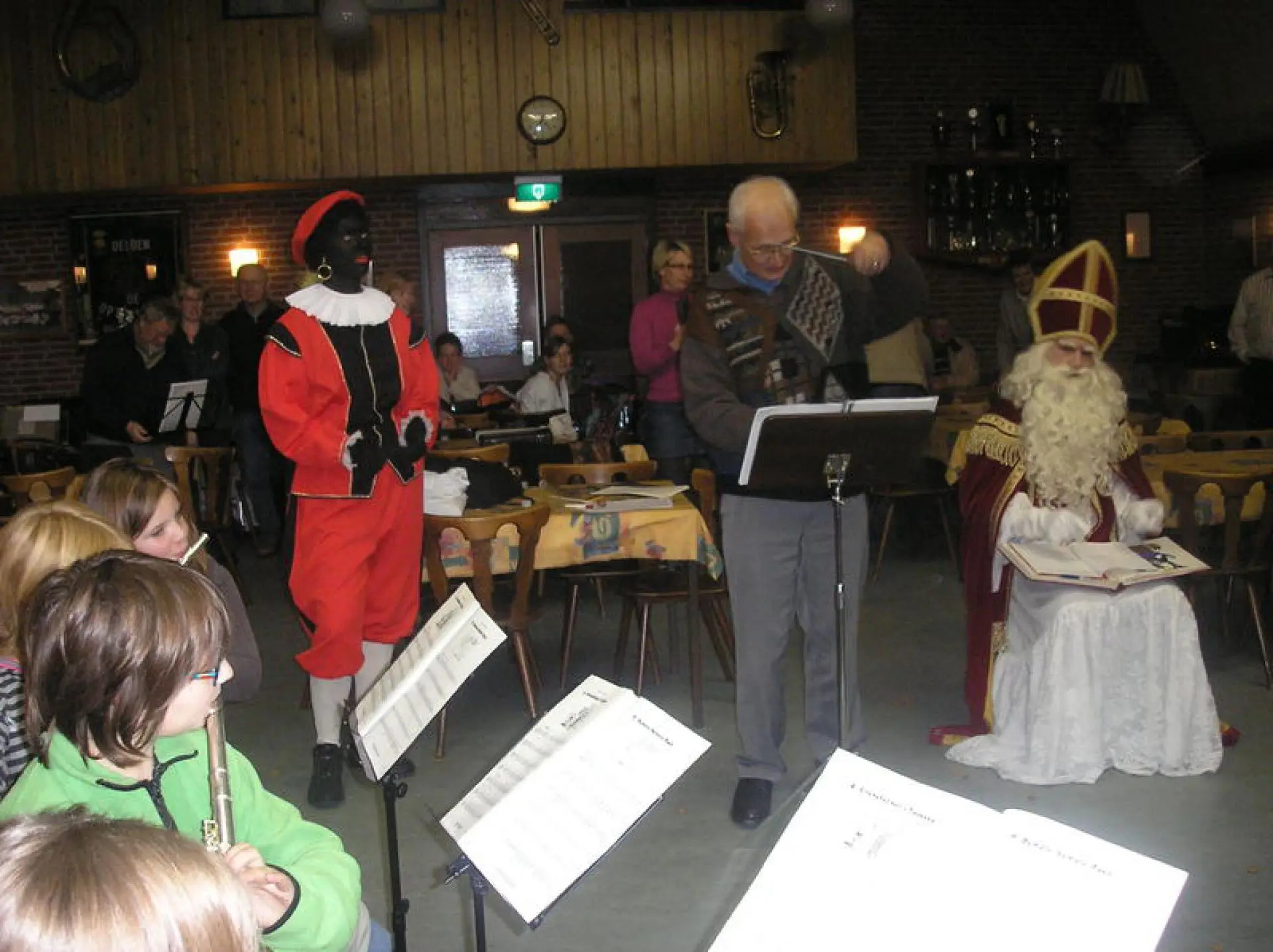PB293226_album_Sinterklaas_in_het_muziekgebouw_202208031245441