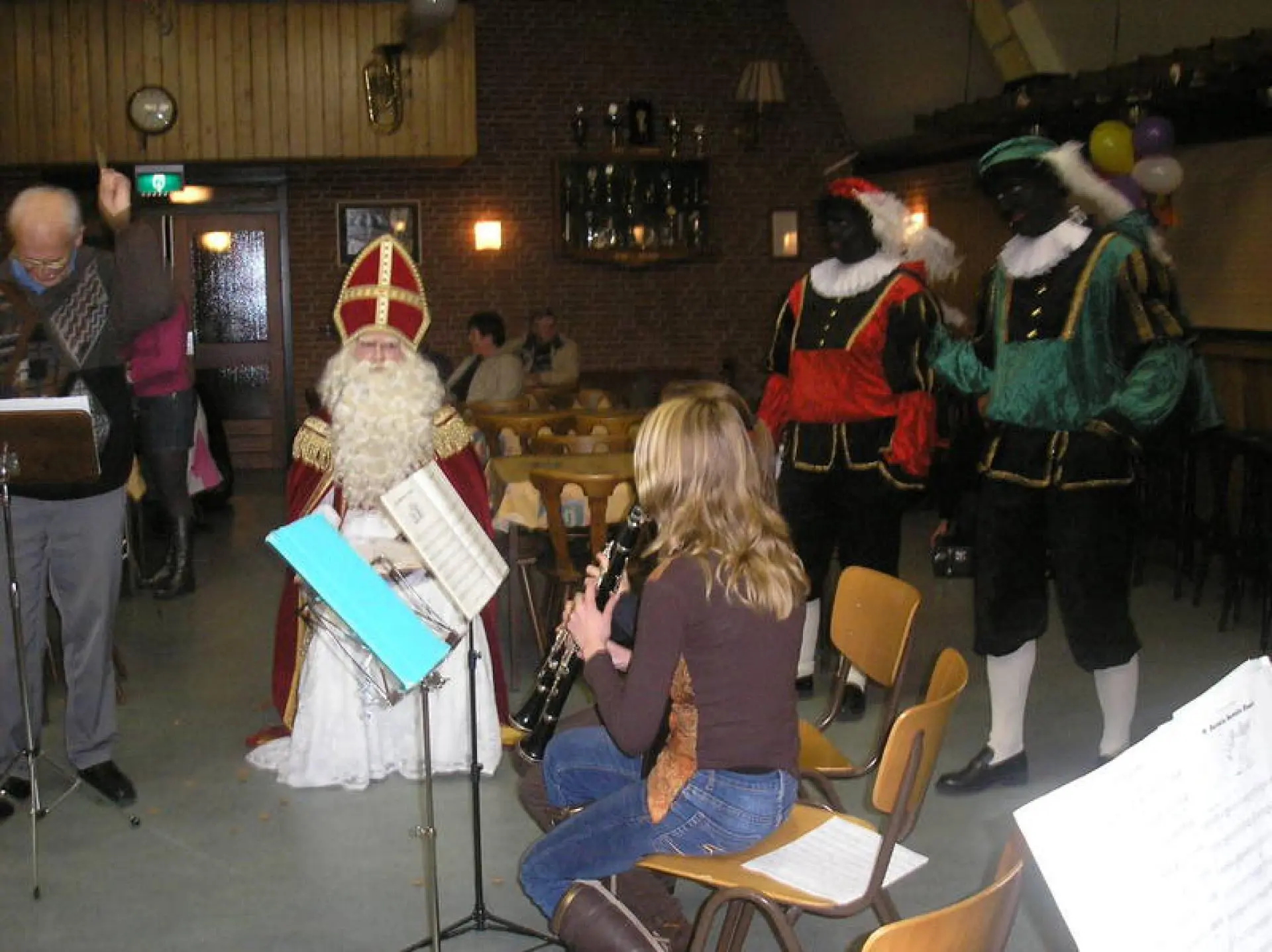 PB293228_album_Sinterklaas_in_het_muziekgebouw_202208031245441