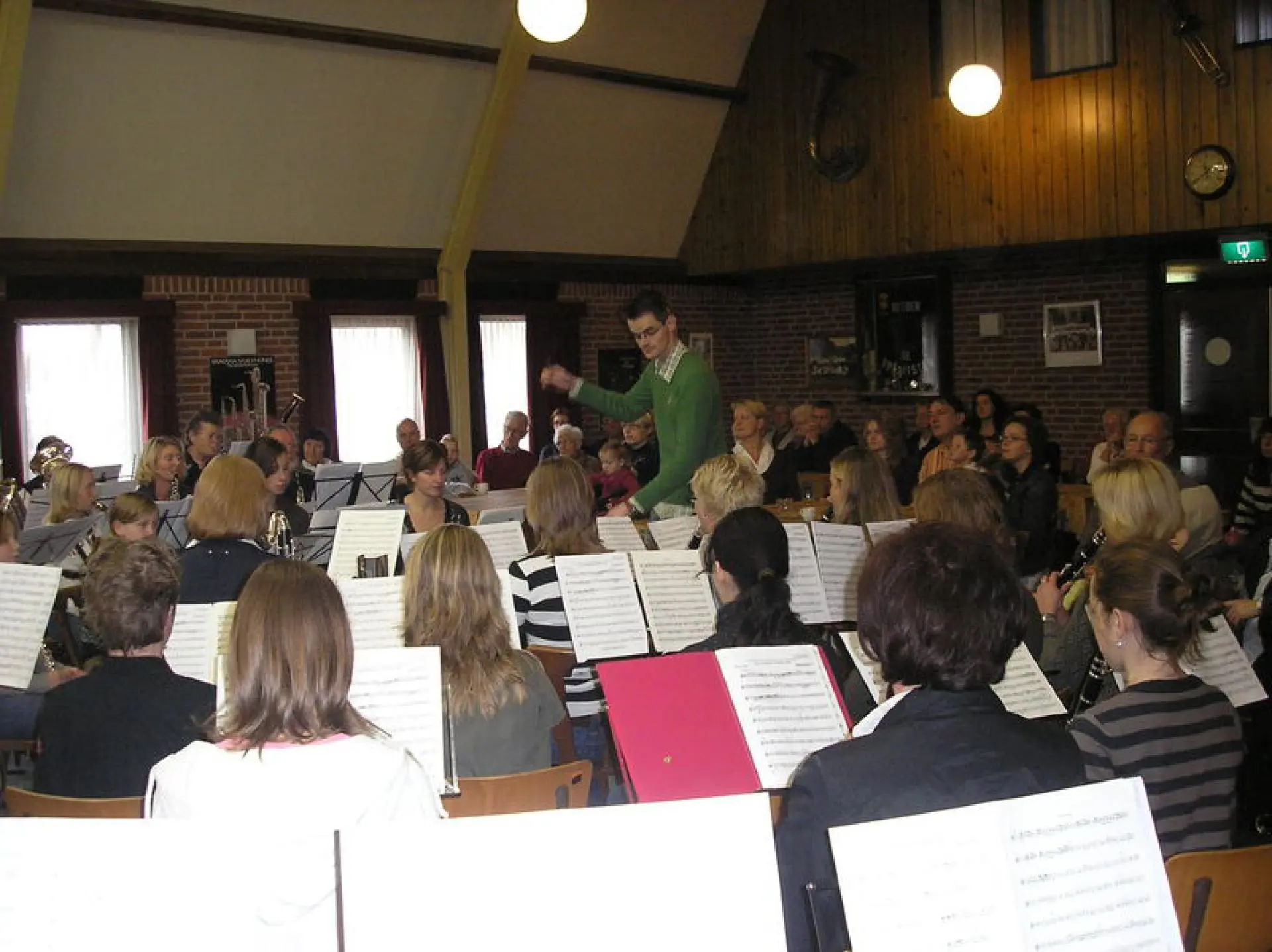 PB183150_album_Miniconcert_Concour__202208031244371