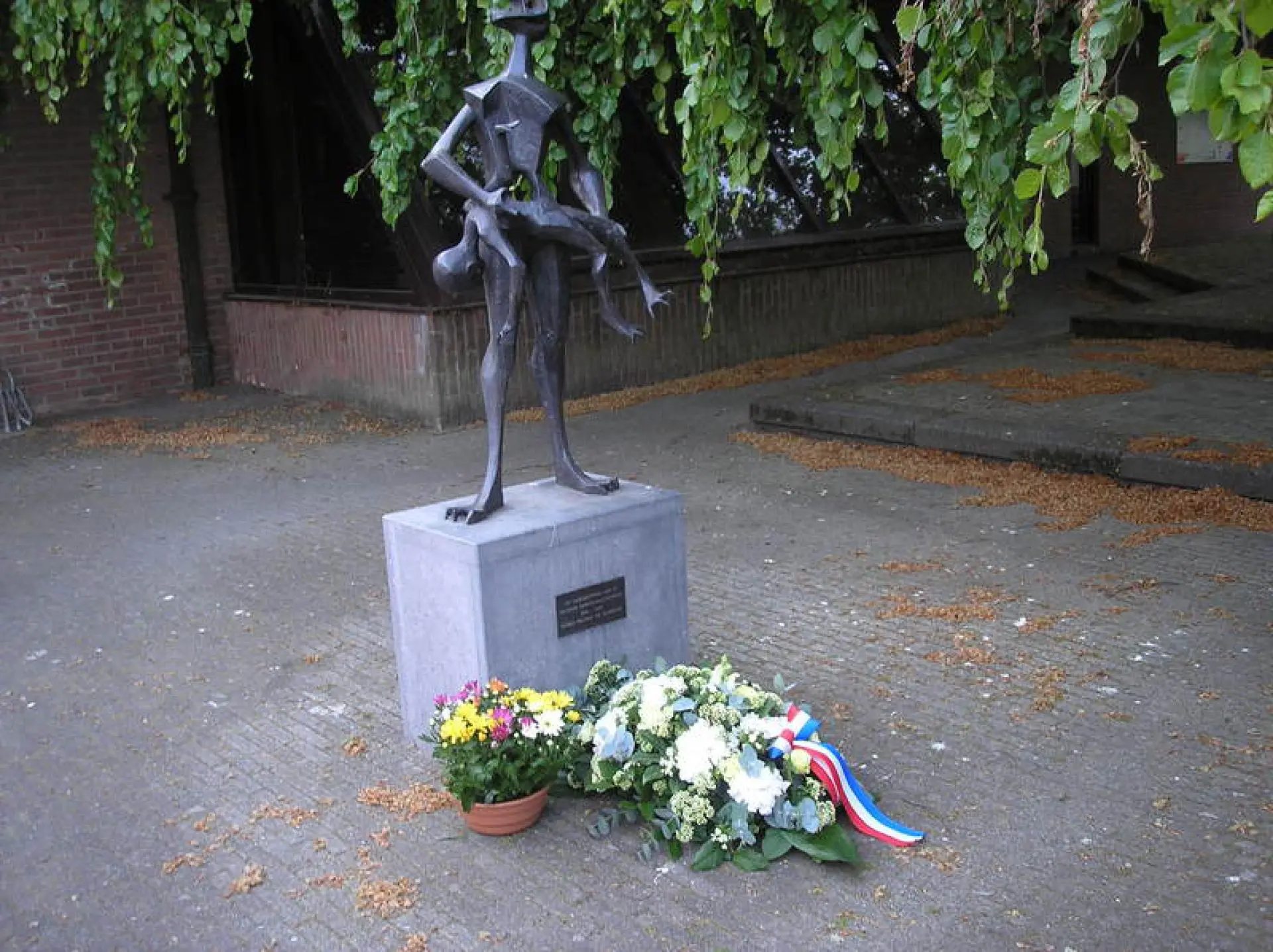 P5041930_album_Dodenherdenking__202208021632181