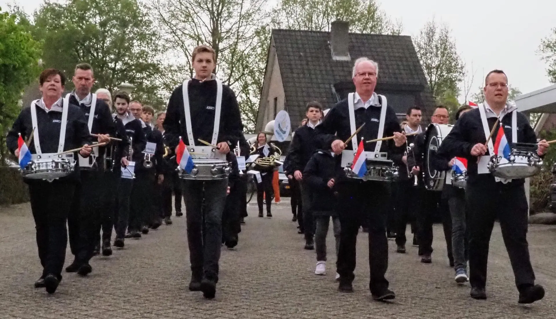 P4260303~2_album_Koningsdag_2025_202504282047241