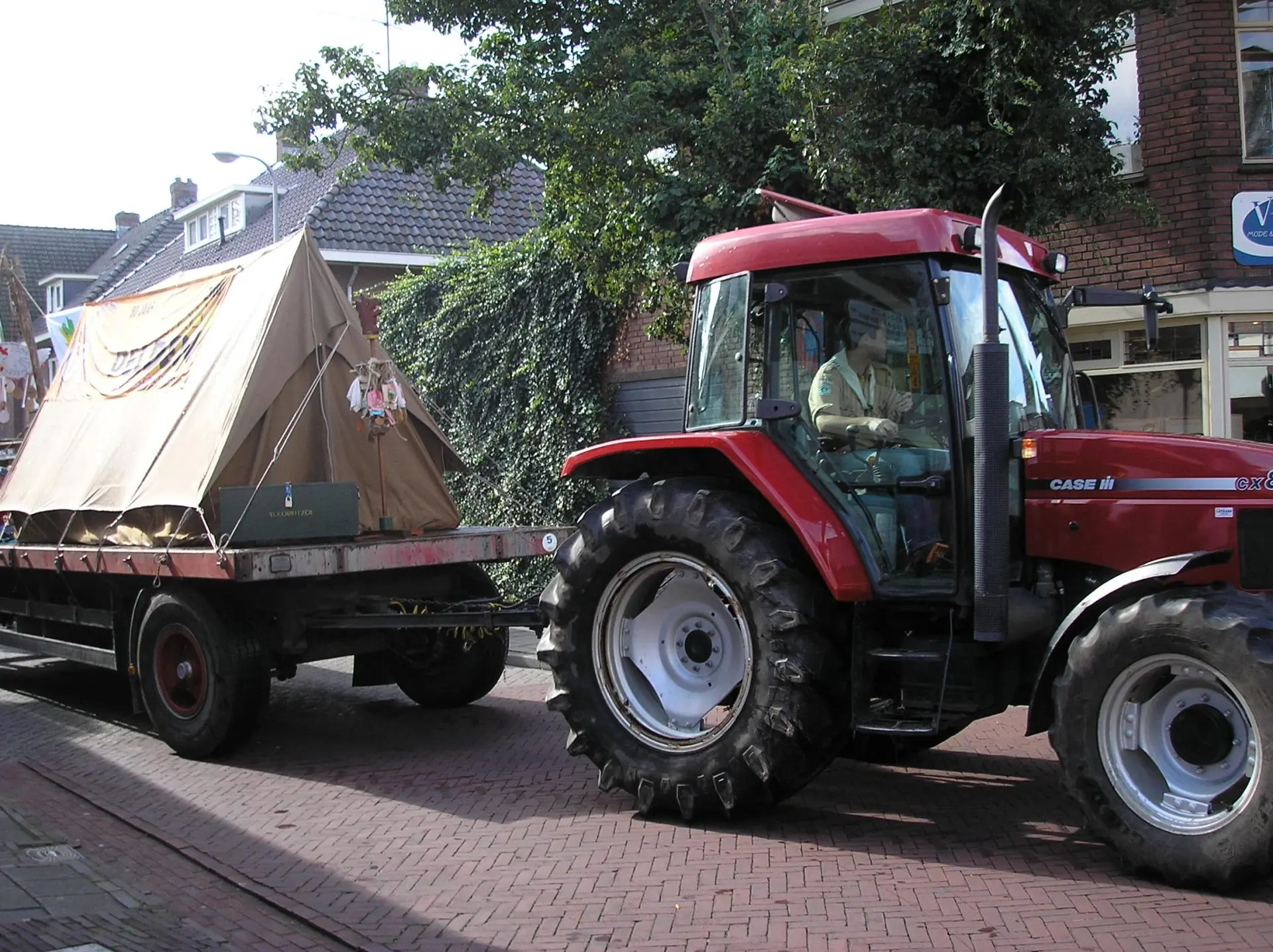 PA070619_album_Optocht_scouting_60_jaar_202109231622381