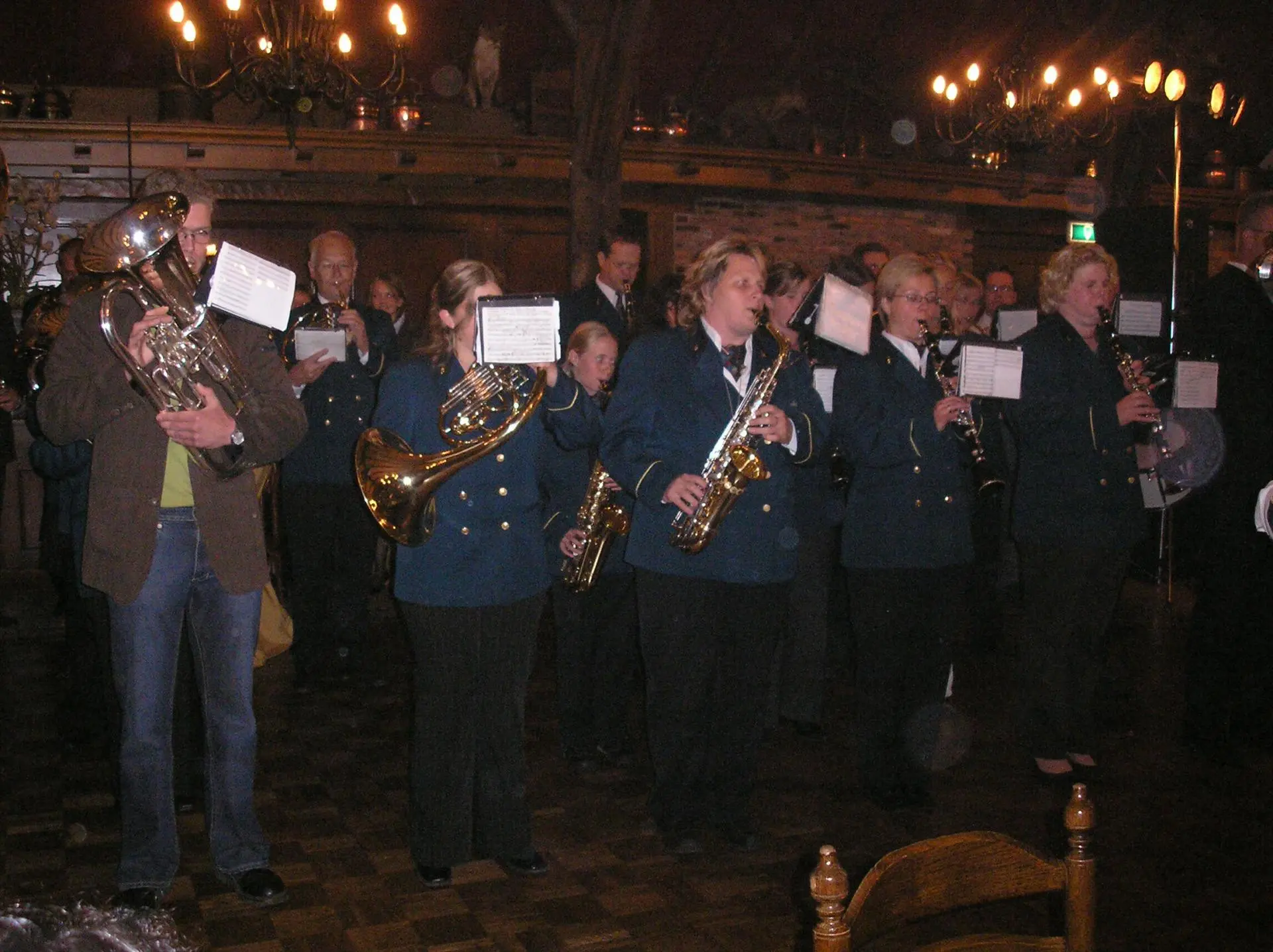 P9080257_album_Serenade_bruiloft_Miriam_en_bart_202109231620331