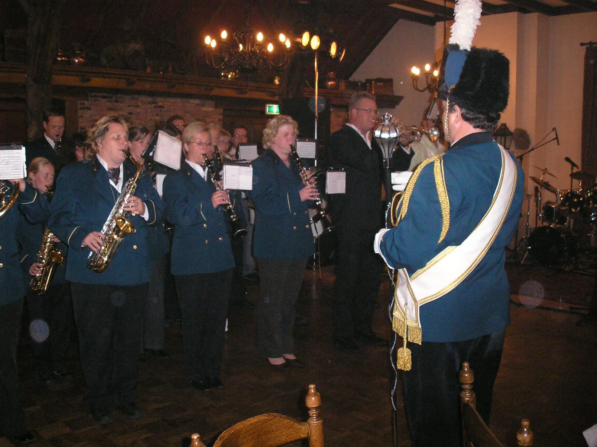P9080258_album_Serenade_bruiloft_Miriam_en_bart_202109231620331