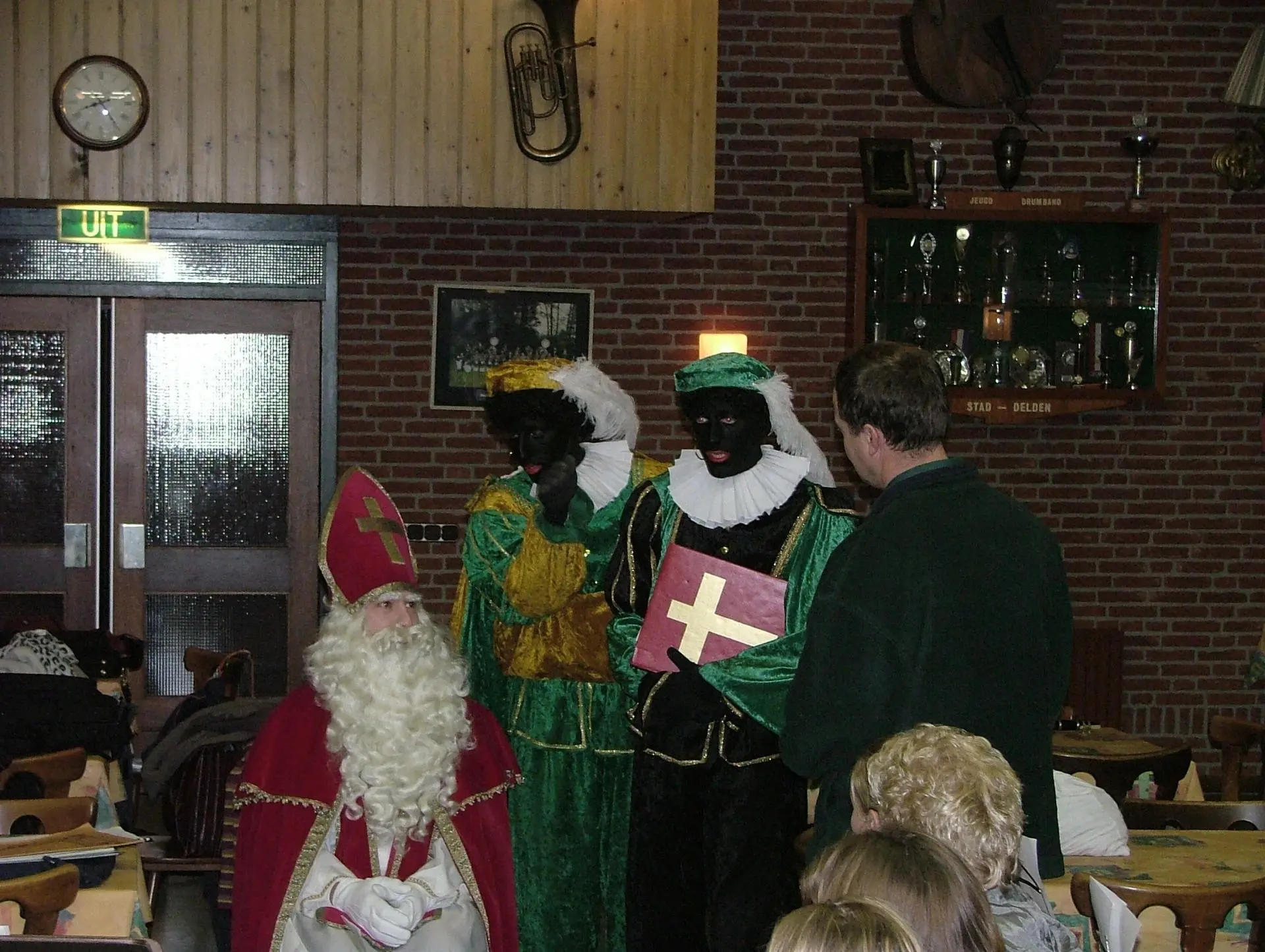 DSCF0794_album_Sinterklaas_bij_Amicitia_202104220933141