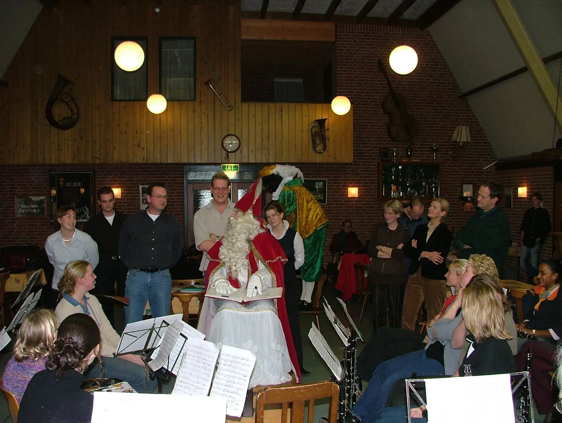 DSCF0837_album_Sinterklaas_bij_Amicitia_202104220933381