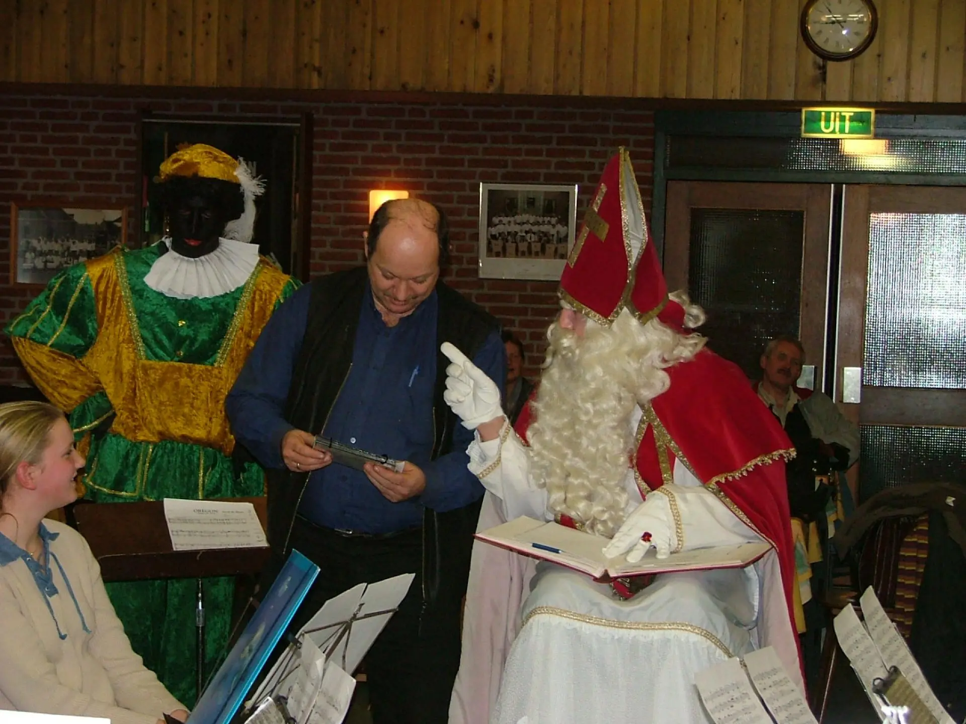 DSCF0862_album_Sinterklaas_bij_Amicitia_202104220933481