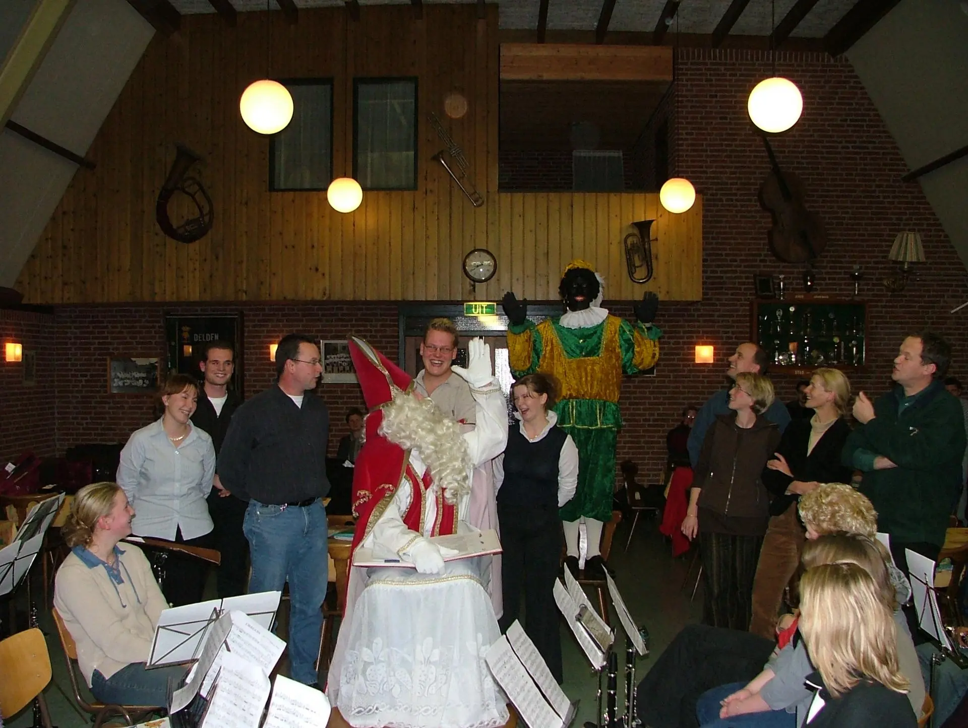 DSCF0838_album_Sinterklaas_bij_Amicitia_202104220933481