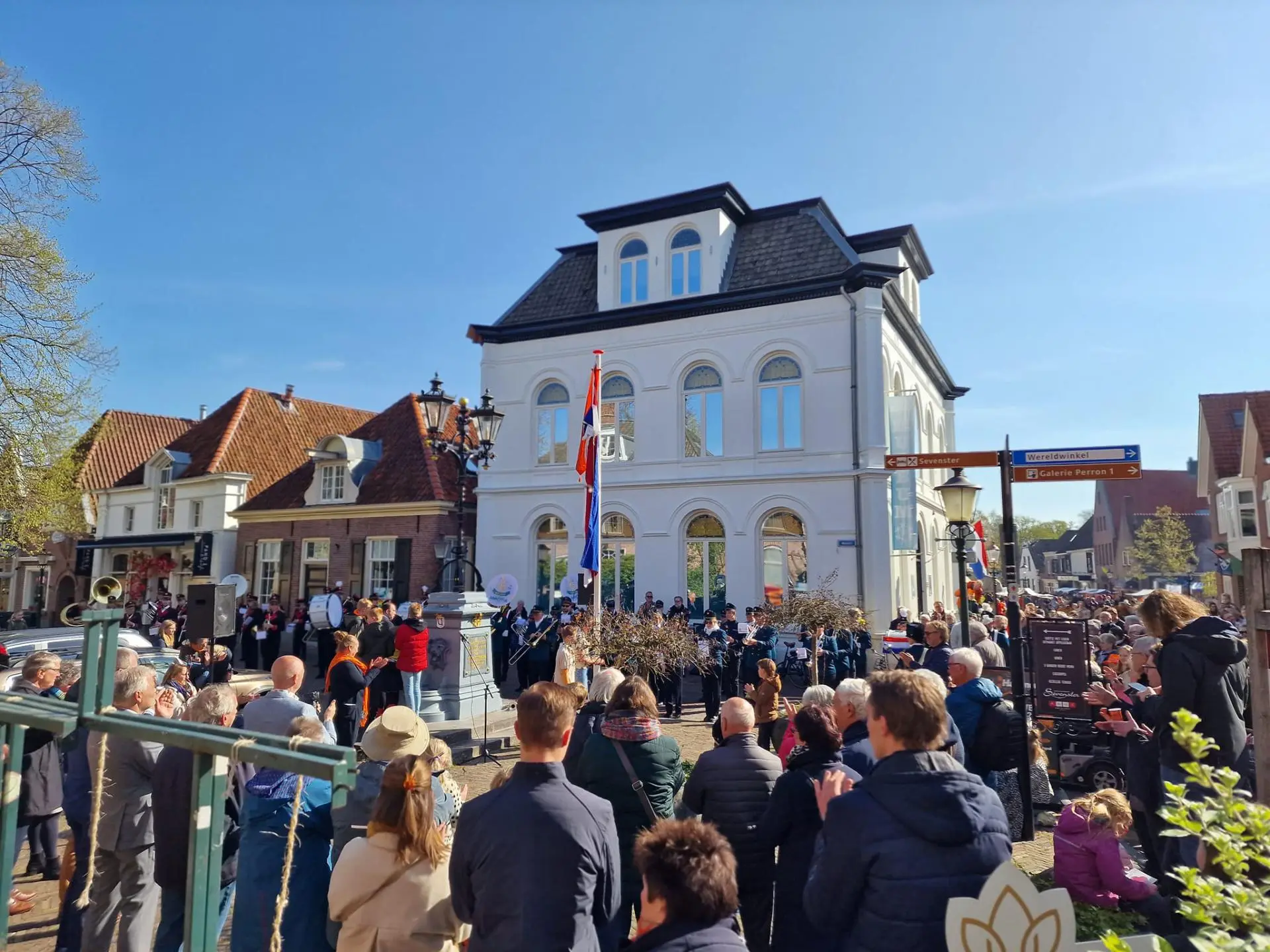 343039608_1256043695349160_7074405358765660363_n_album_Koningsdag_202306101523421