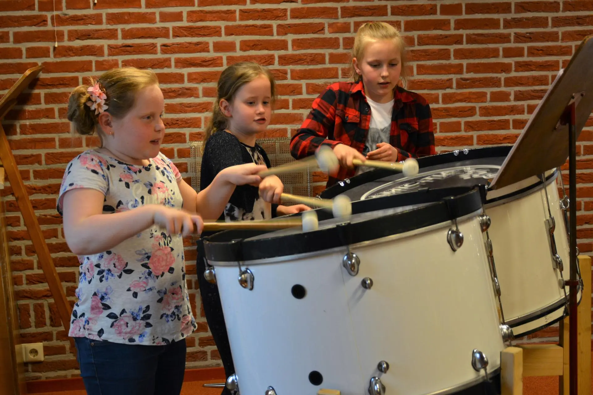 45_Amicitia_Wieger_wordt_wakker_album_Wieger_Wordt_Wakker_202208031543431