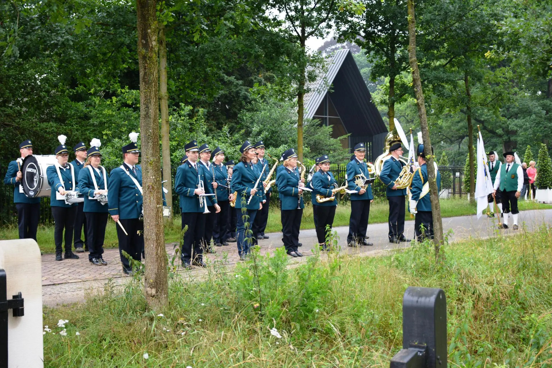 08_Amicitia_avondvierdaagse_album_Avondvierdaagse_202208031530181