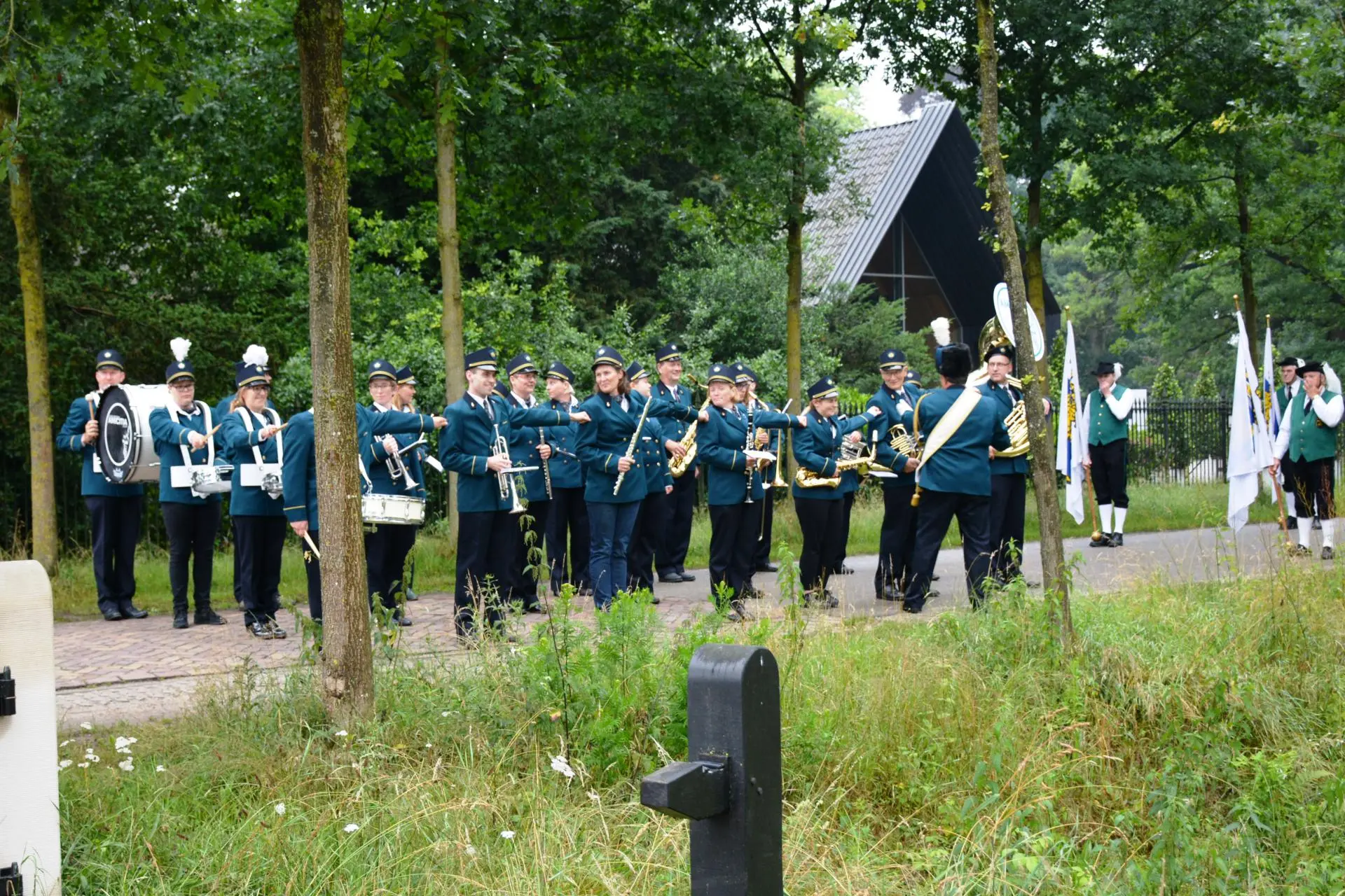 07_Amicitia_avondvierdaagse_album_Avondvierdaagse_202208031530231