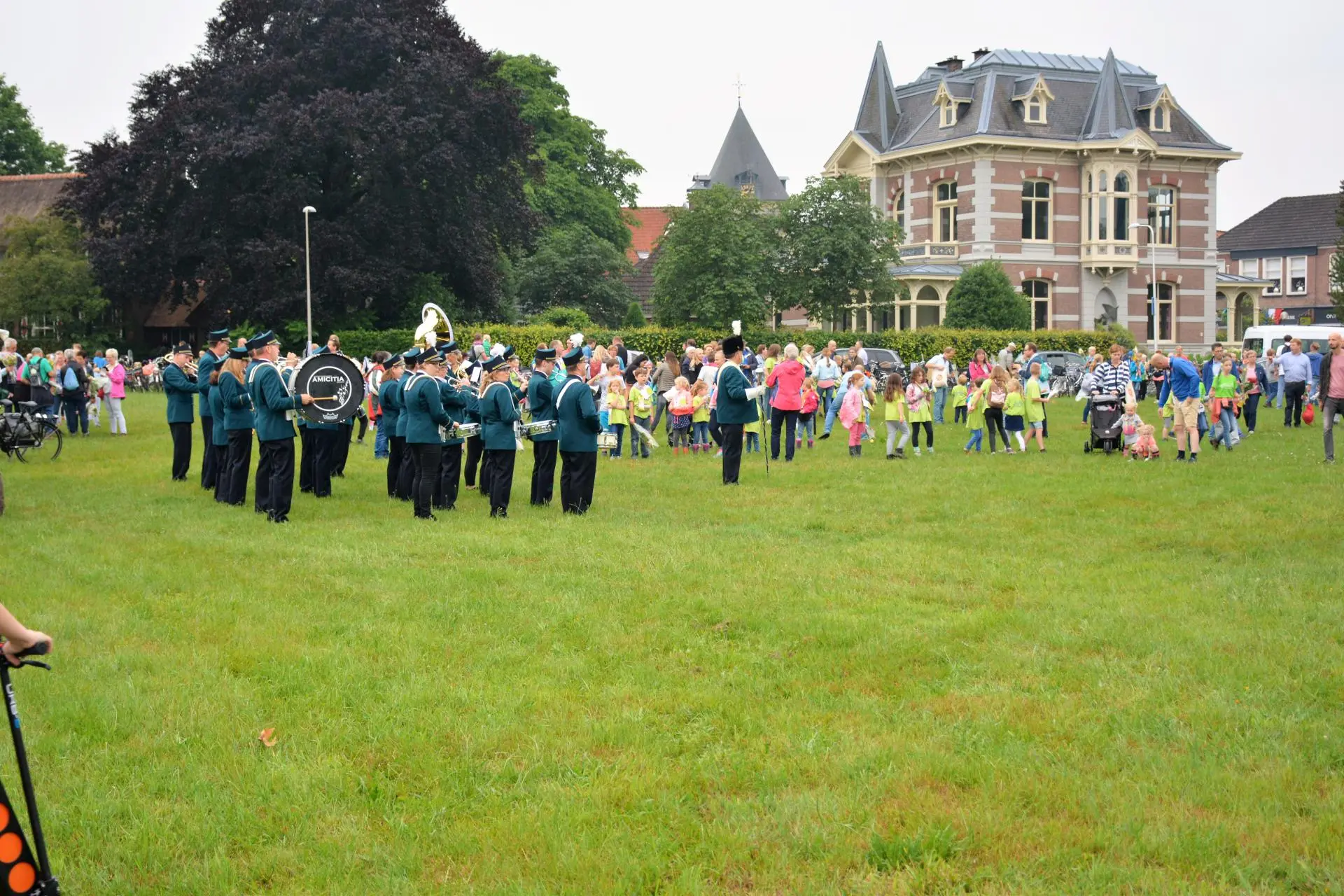 43_Amicitia_avondvierdaagse_album_Avondvierdaagse_202208031530481