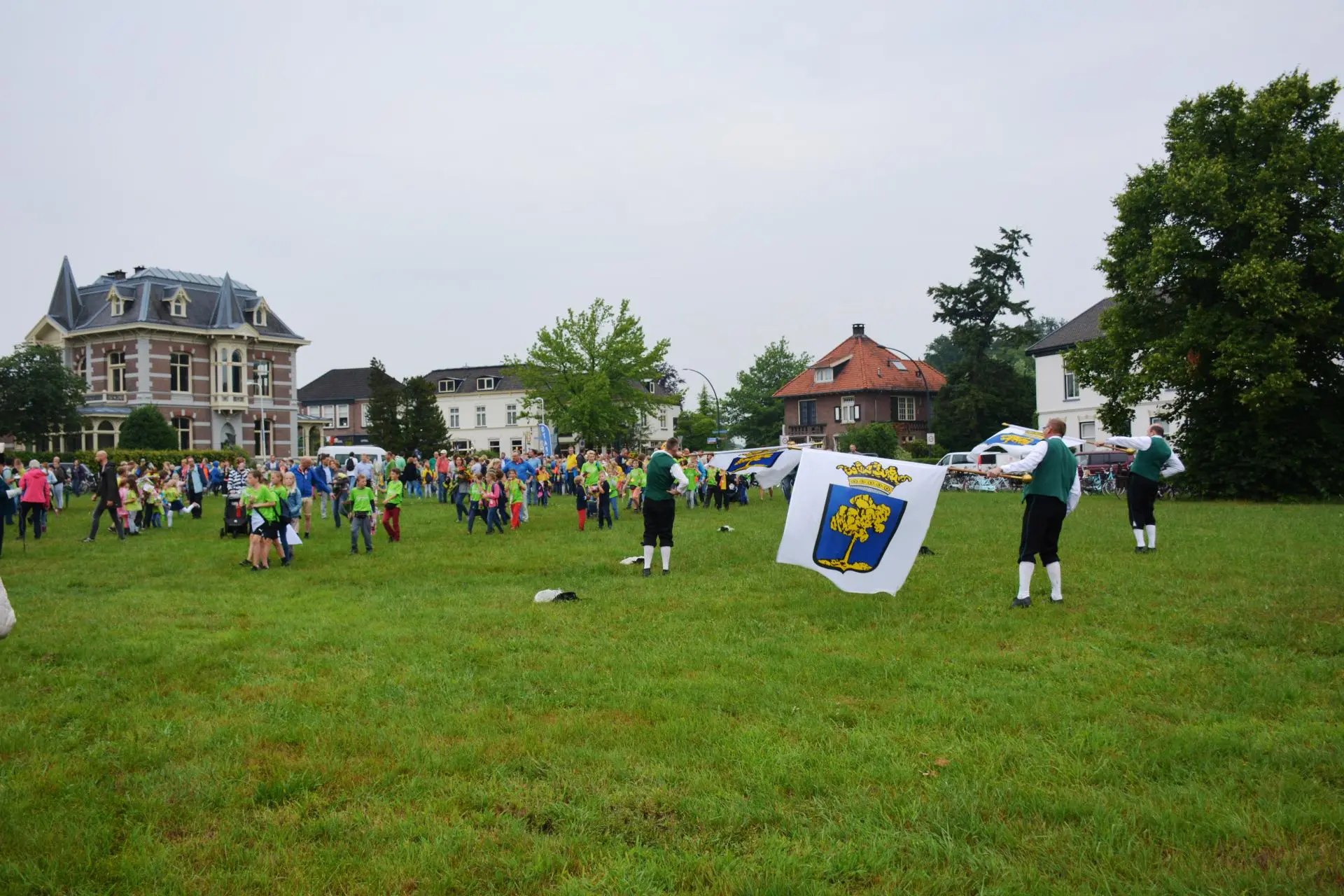 44_Amicitia_avondvierdaagse_album_Avondvierdaagse_202208031530501