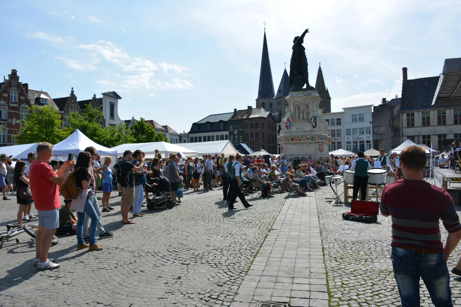 D015_Gent_Vrijdagmarkt_album_Amicitia_concertreis_Gent_Dag_4_202208031525261
