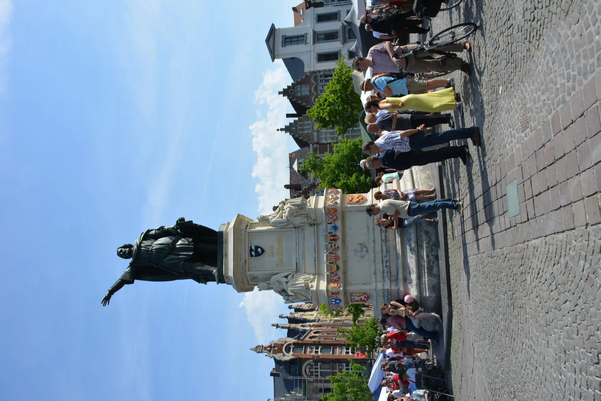 D010_Gent_Vrijdagmarkt_album_Amicitia_concertreis_Gent_Dag_4_202208031525271