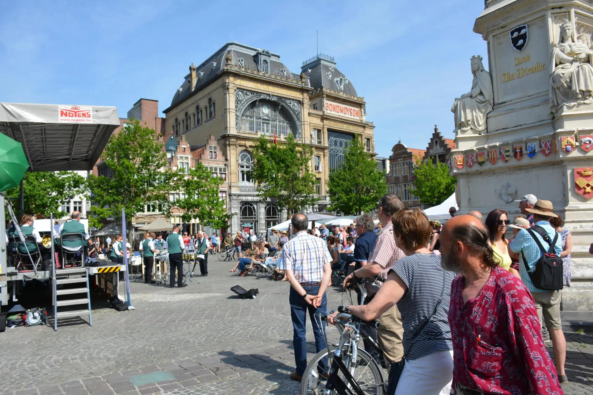 D011_Gent_Vrijdagmarkt_album_Amicitia_concertreis_Gent_Dag_4_202208031525351