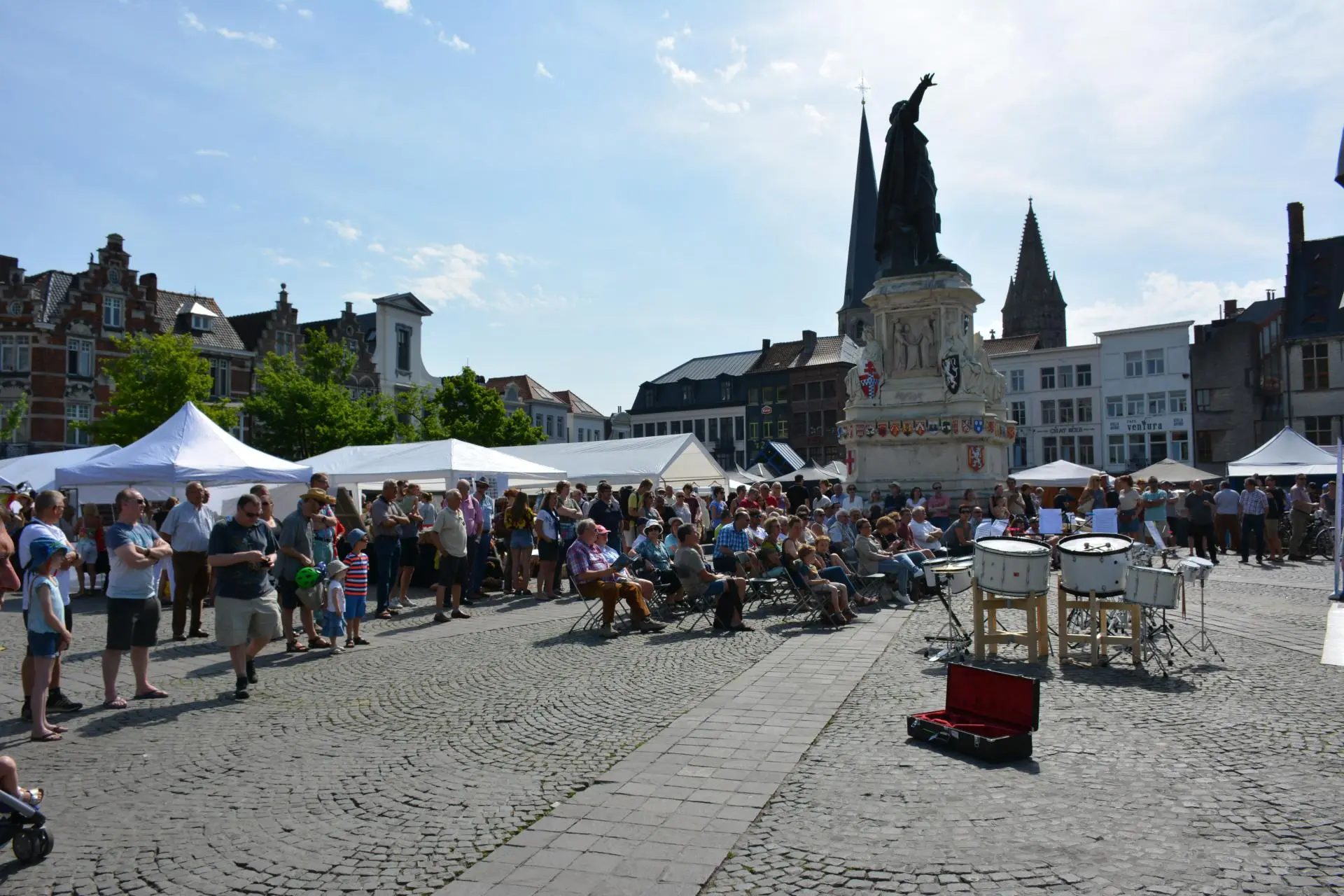 D019_Gent_Vrijdagmarkt_album_Amicitia_concertreis_Gent_Dag_4_202208031525401