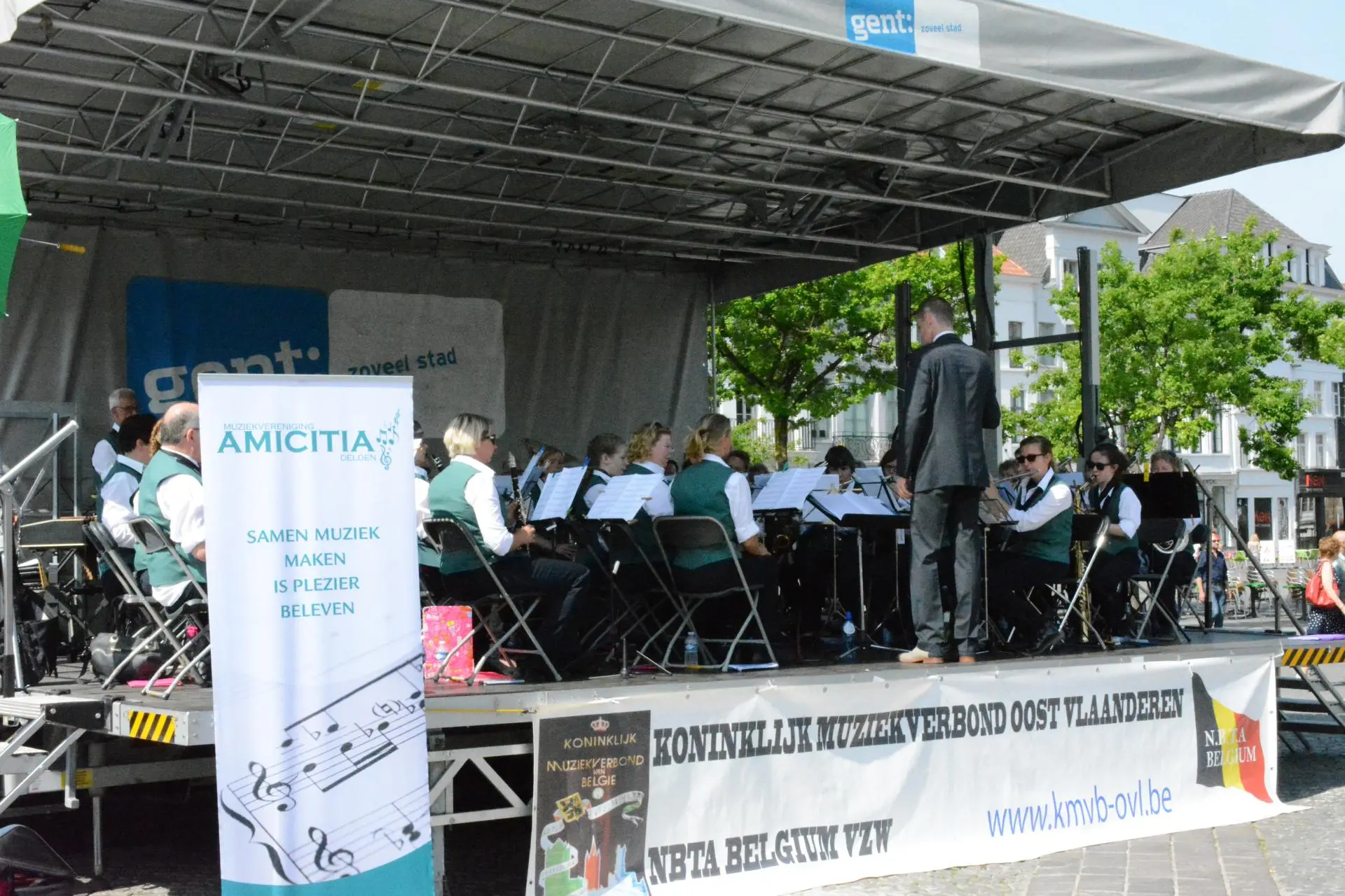 D054_Gent_Vrijdagmarkt_album_Amicitia_concertreis_Gent_Dag_4_202208031526211