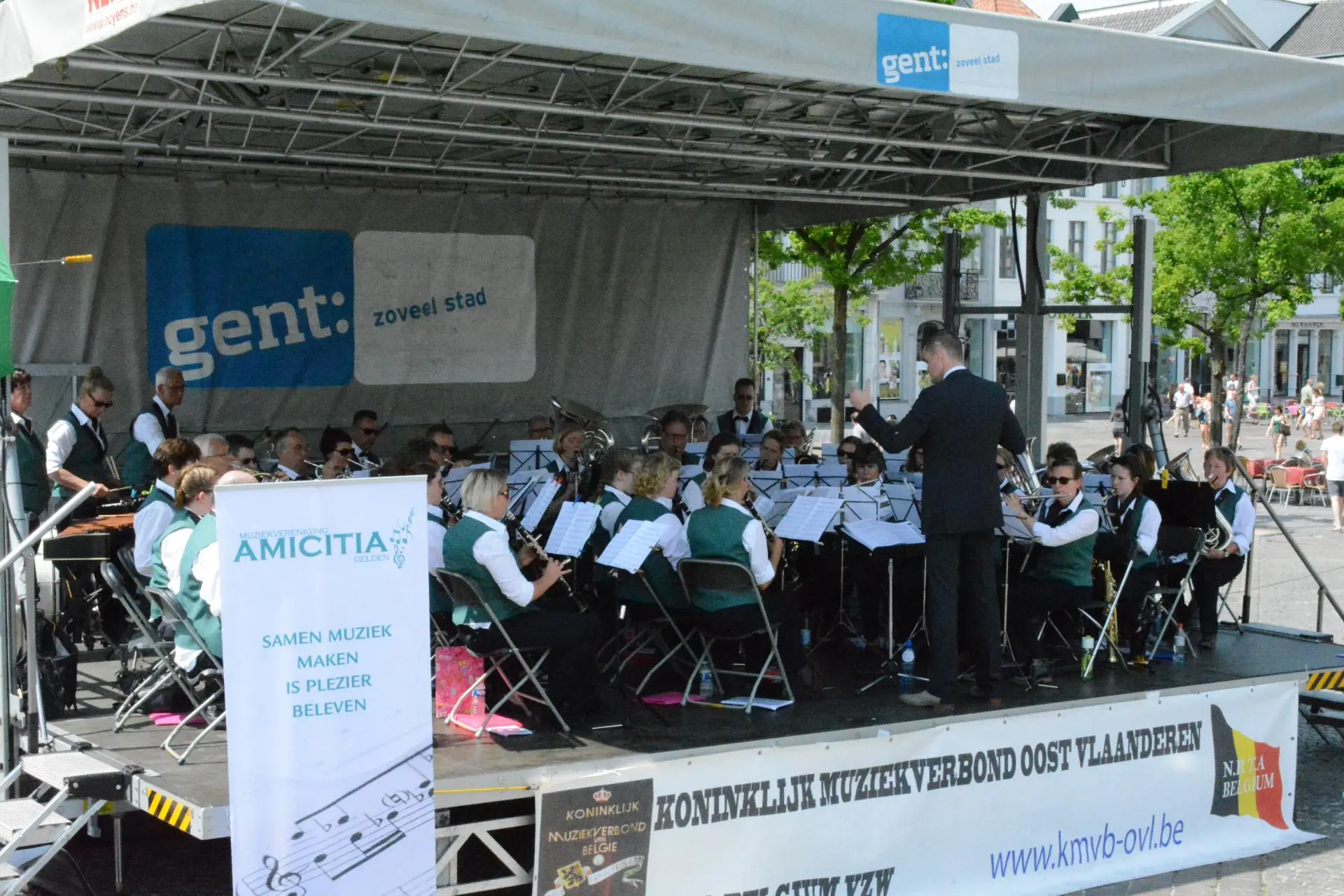 D065_Gent_Vrijdagmarkt_album_Amicitia_concertreis_Gent_Dag_4_202208031526301