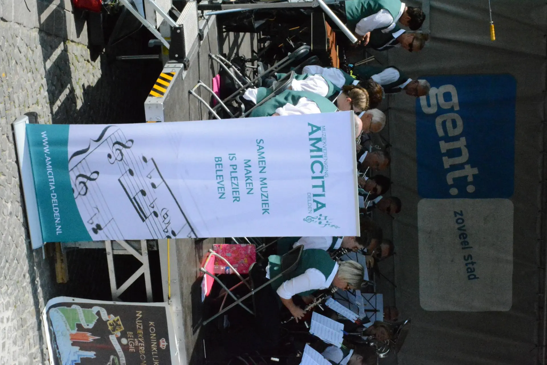 D073_Gent_Vrijdagmarkt_album_Amicitia_concertreis_Gent_Dag_4_202208031526411