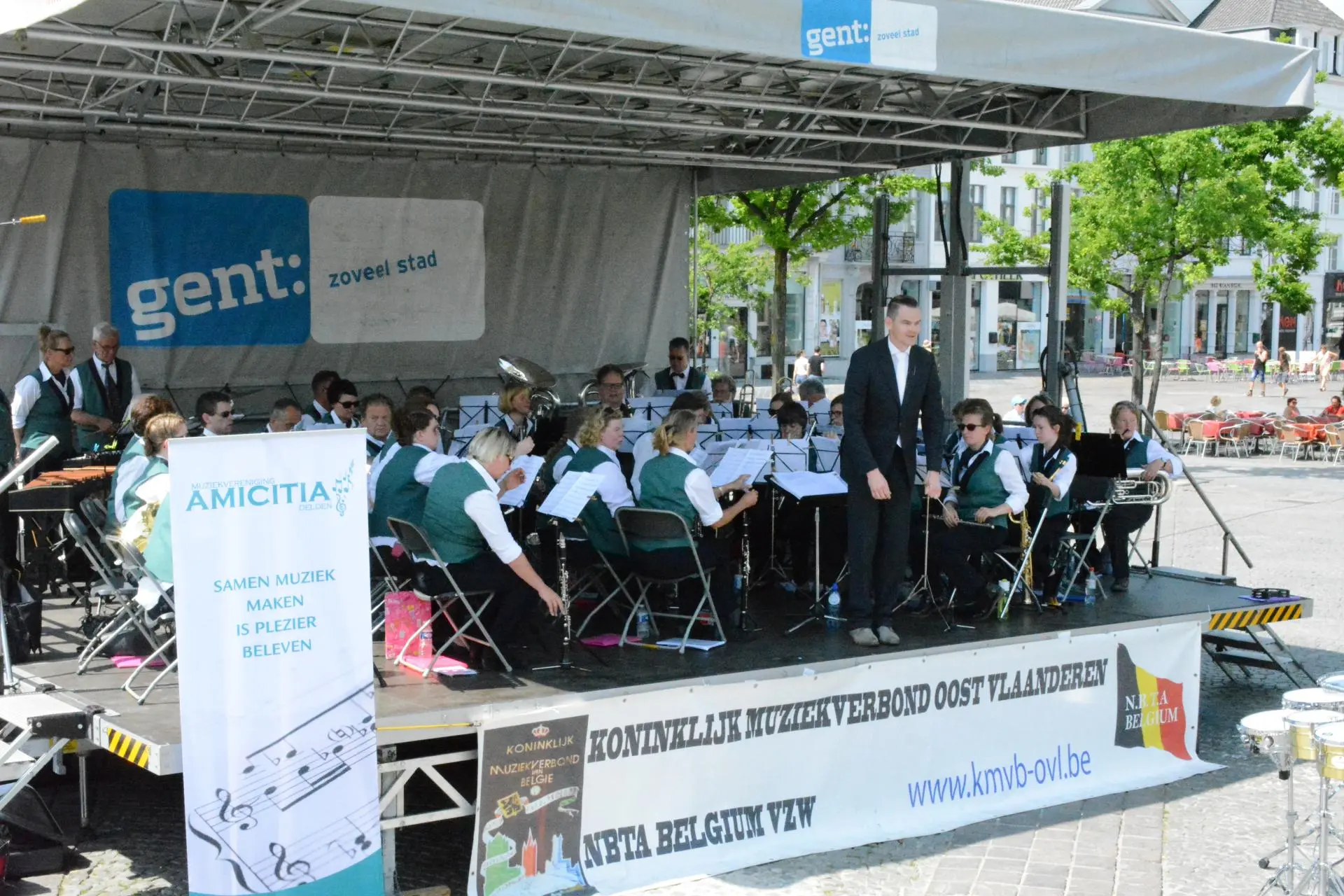 D074_Gent_Vrijdagmarkt_album_Amicitia_concertreis_Gent_Dag_4_202208031526421