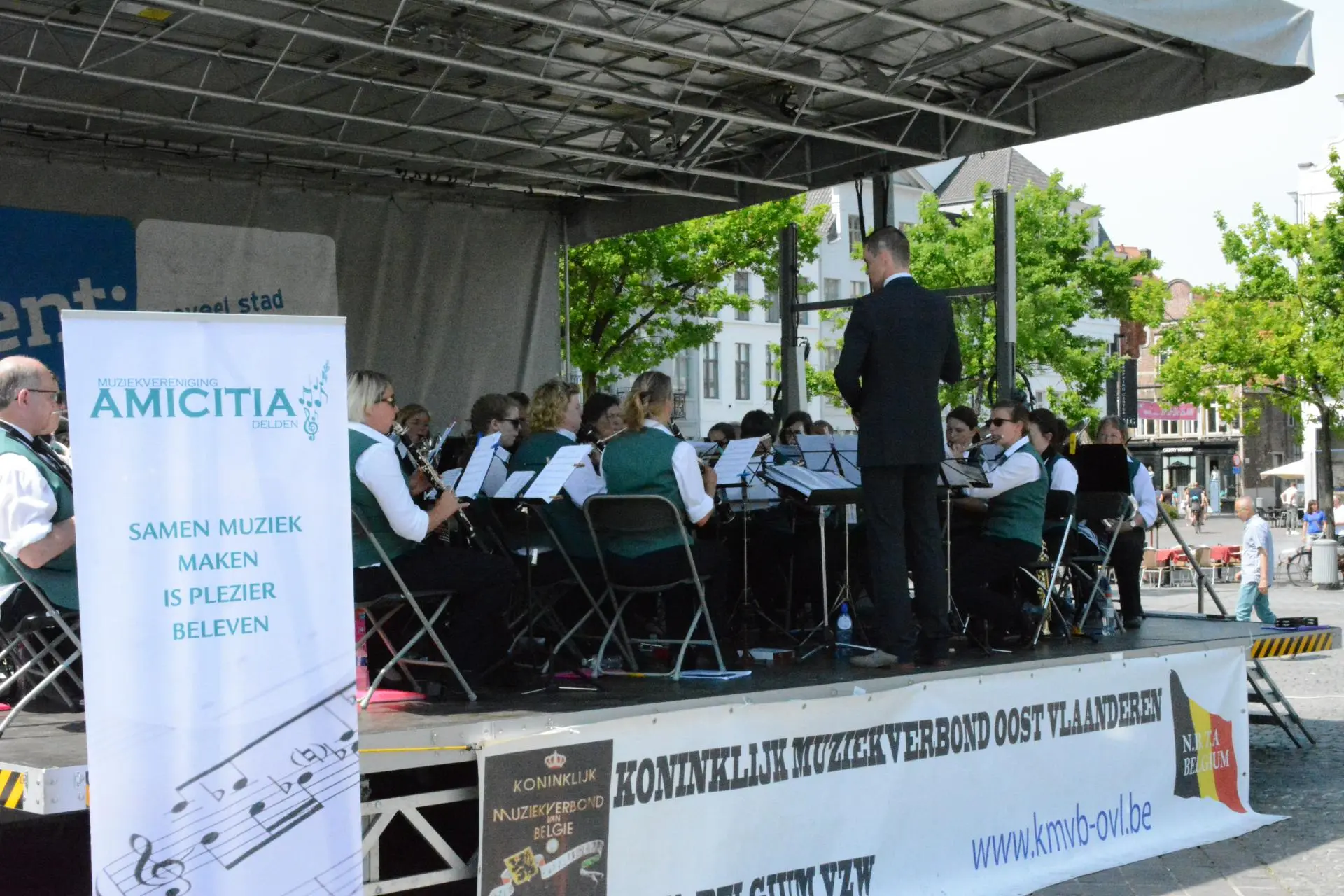 D089_Gent_Vrijdagmarkt_album_Amicitia_concertreis_Gent_Dag_4_202208031526561