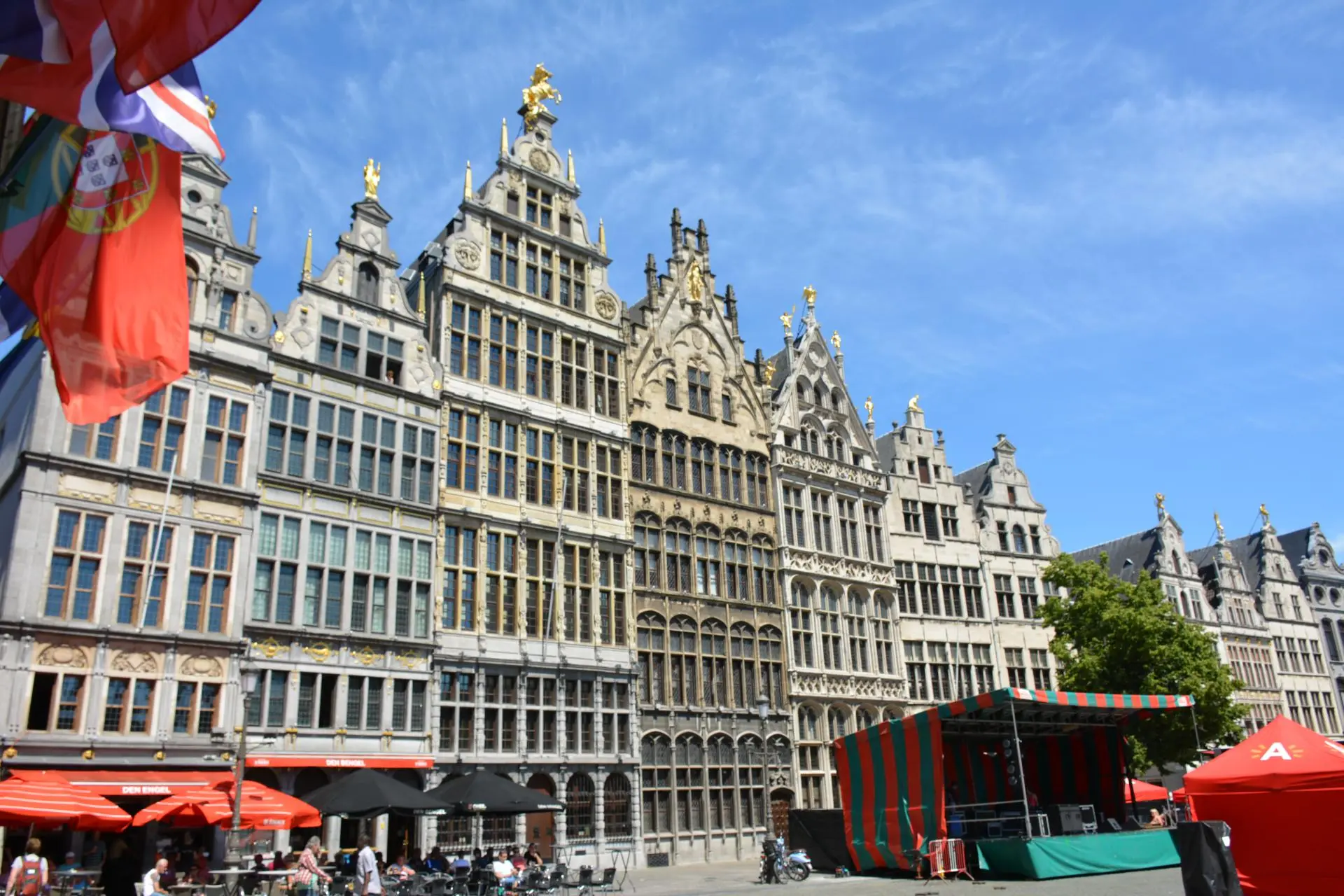 C032_Antwerpen_Grote_Markt_album_Amicitia_concertreis_Gent_Dag_3_202208031523381