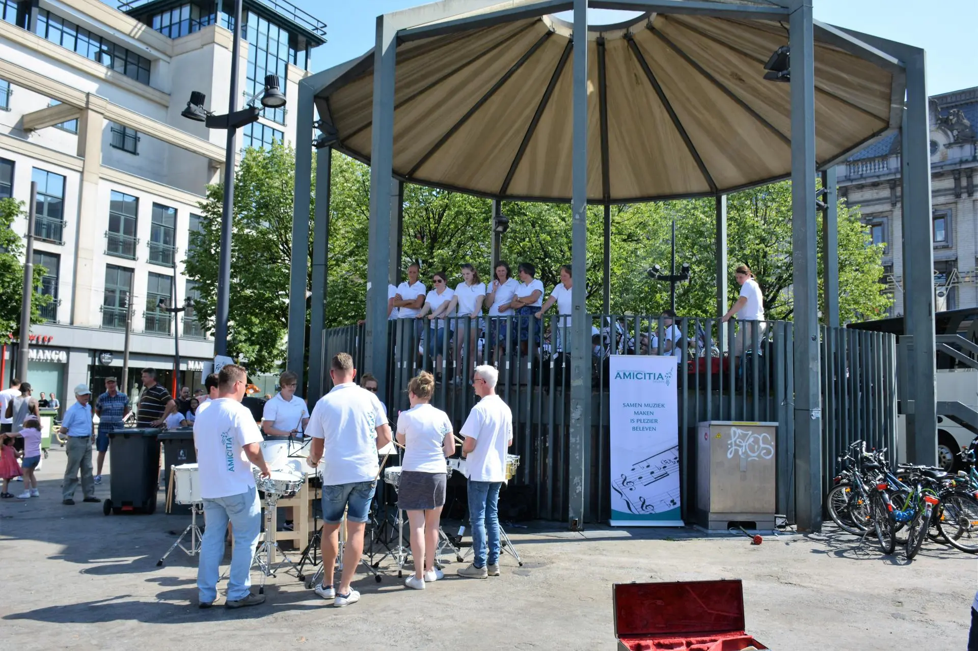 C055_Antwerpen_Groenplaats_album_Amicitia_concertreis_Gent_Dag_3_202208031523511