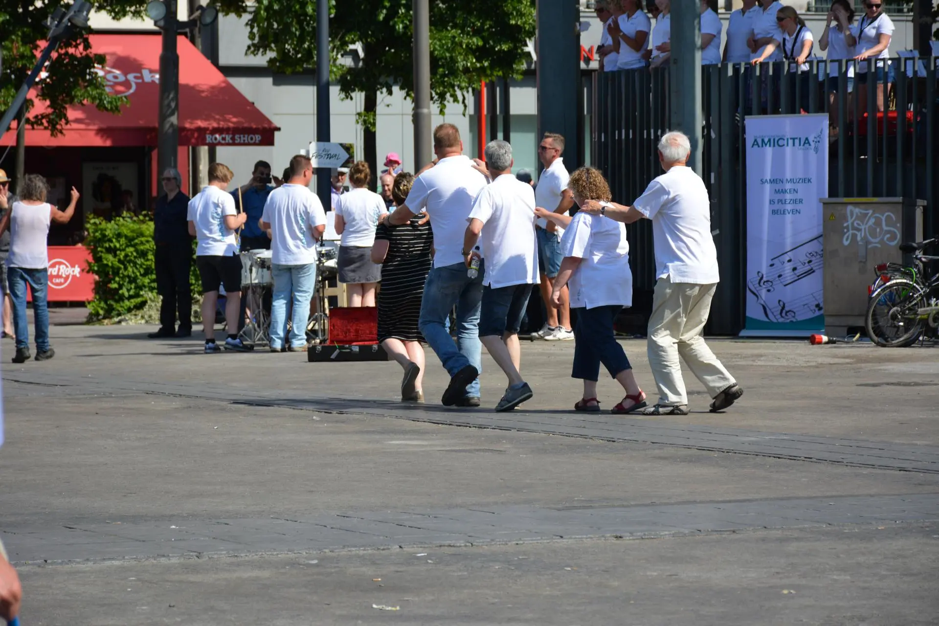 C065_Antwerpen_Groenplaats_album_Amicitia_concertreis_Gent_Dag_3_202208031523581