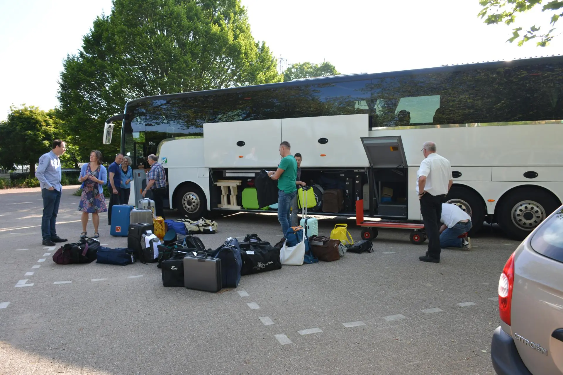 A005_inpakken_en_wegwezen_album_Amicitia_concertreis_Gent_Dag_1_202208031509321
