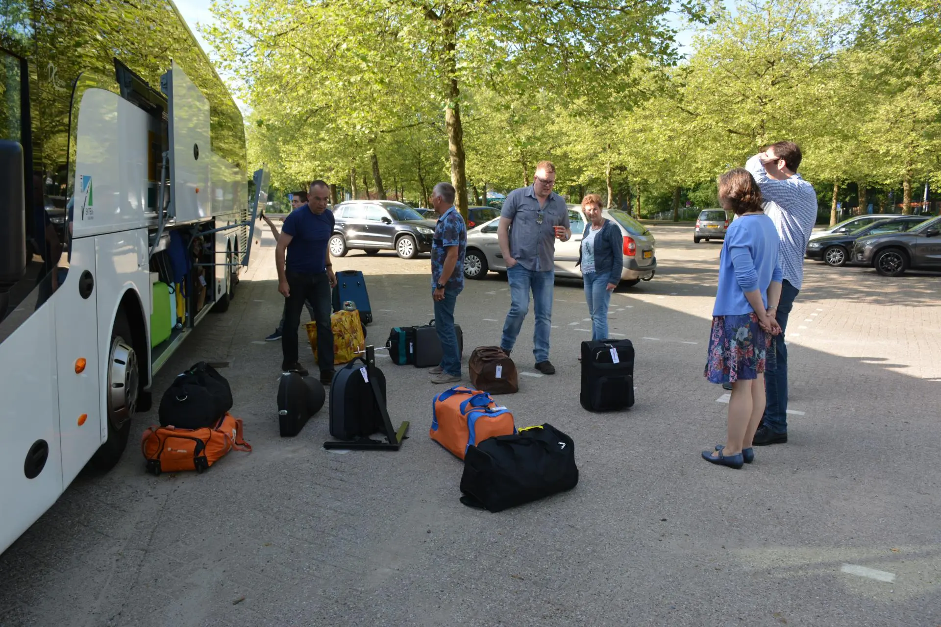 A008_inpakken_en_wegwezen_album_Amicitia_concertreis_Gent_Dag_1_202208031509451