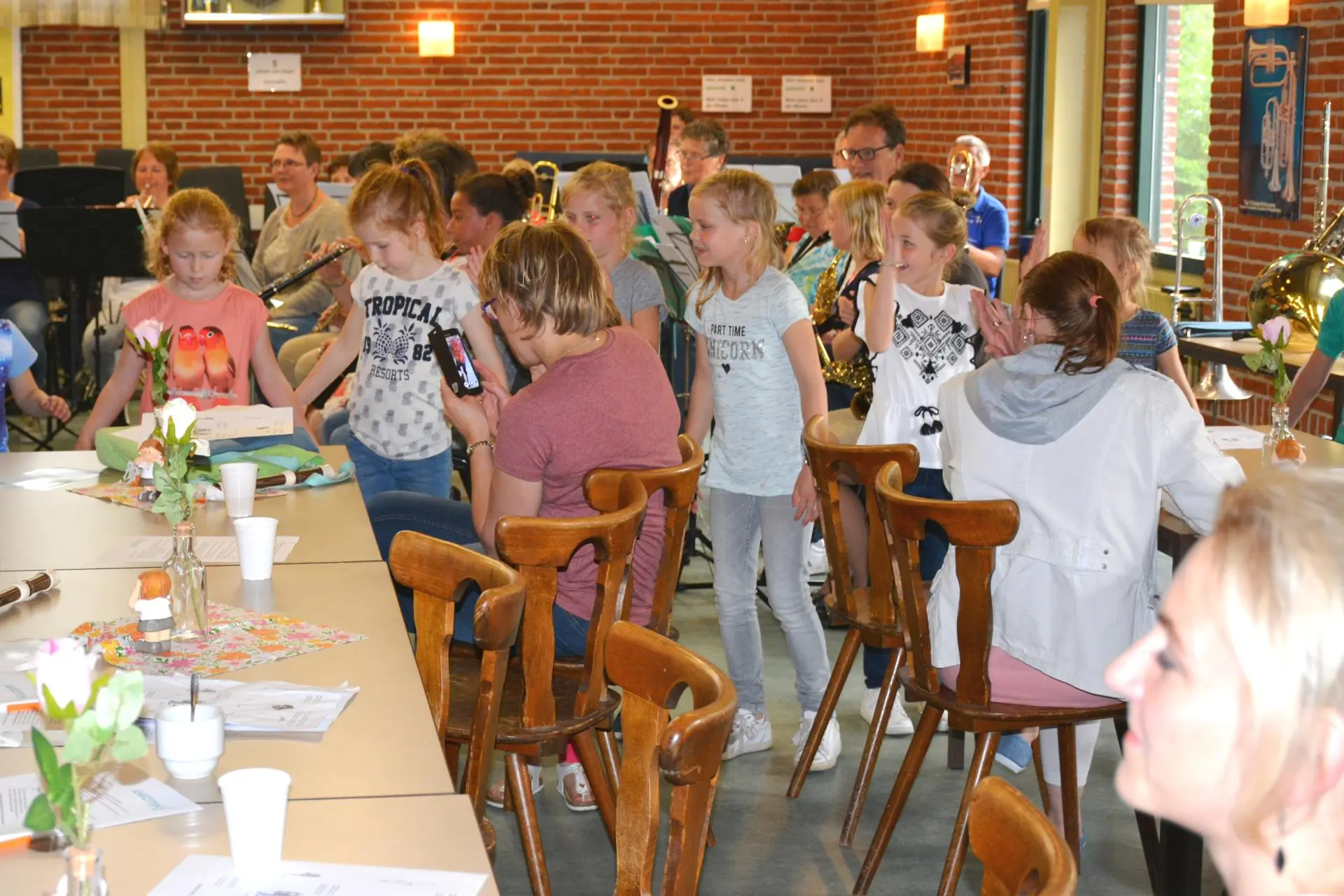 26_Amicitia_Wieger_album_Wieger_Wordt_Wakker_202208031508231