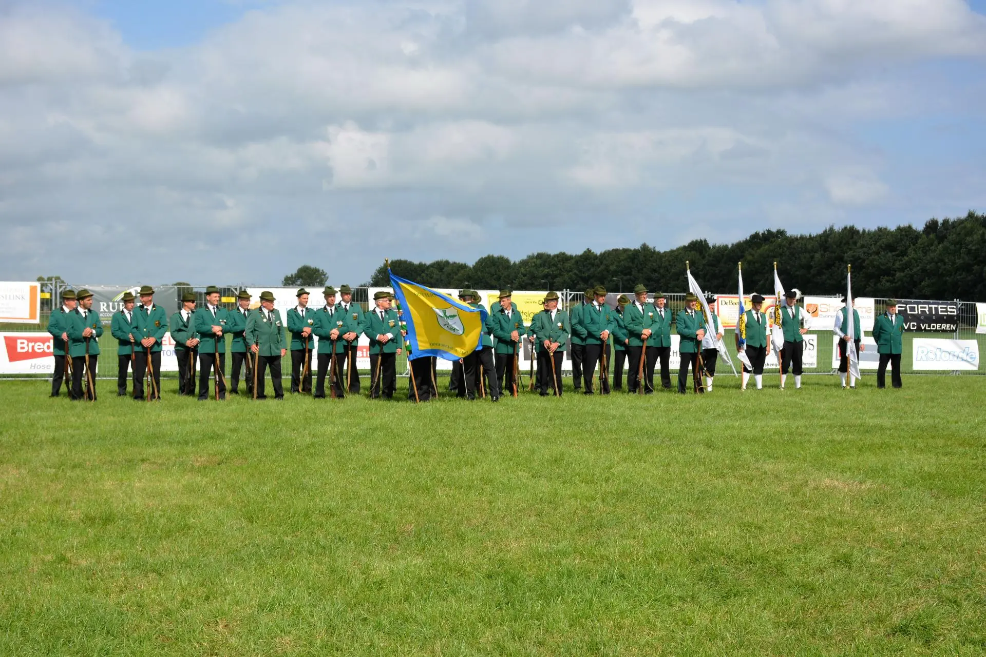 64_Amicitia_schuttersfeesten_album_Schuttersfeesten_202208031500221