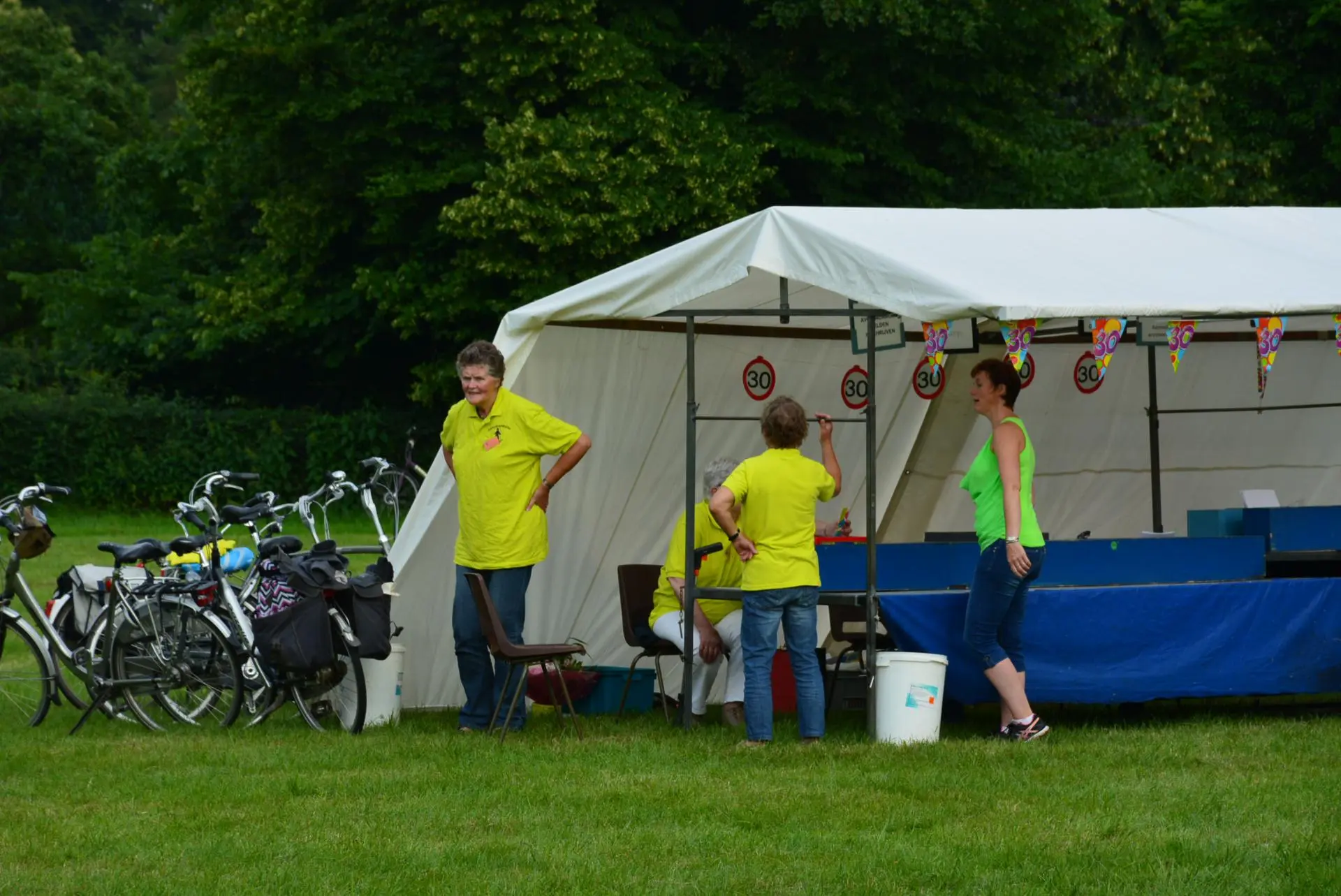 20_Amicitia_avondvierdaagse_album_Avond_vierdaagse_202208031457391