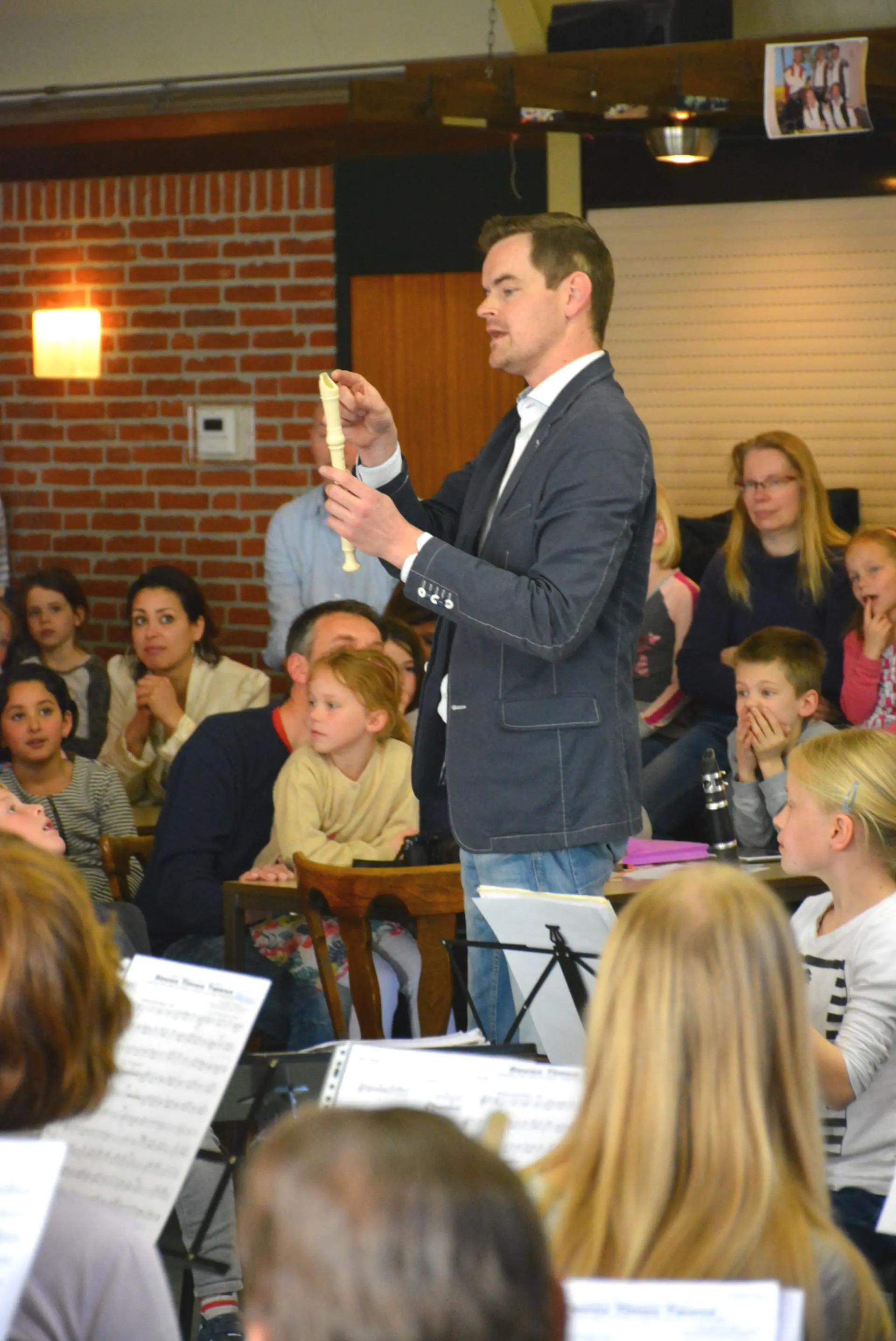 011_Amicitia___Wieger_wordt_wakker_album_Wieger_Wordt_Wakker_202208031453271