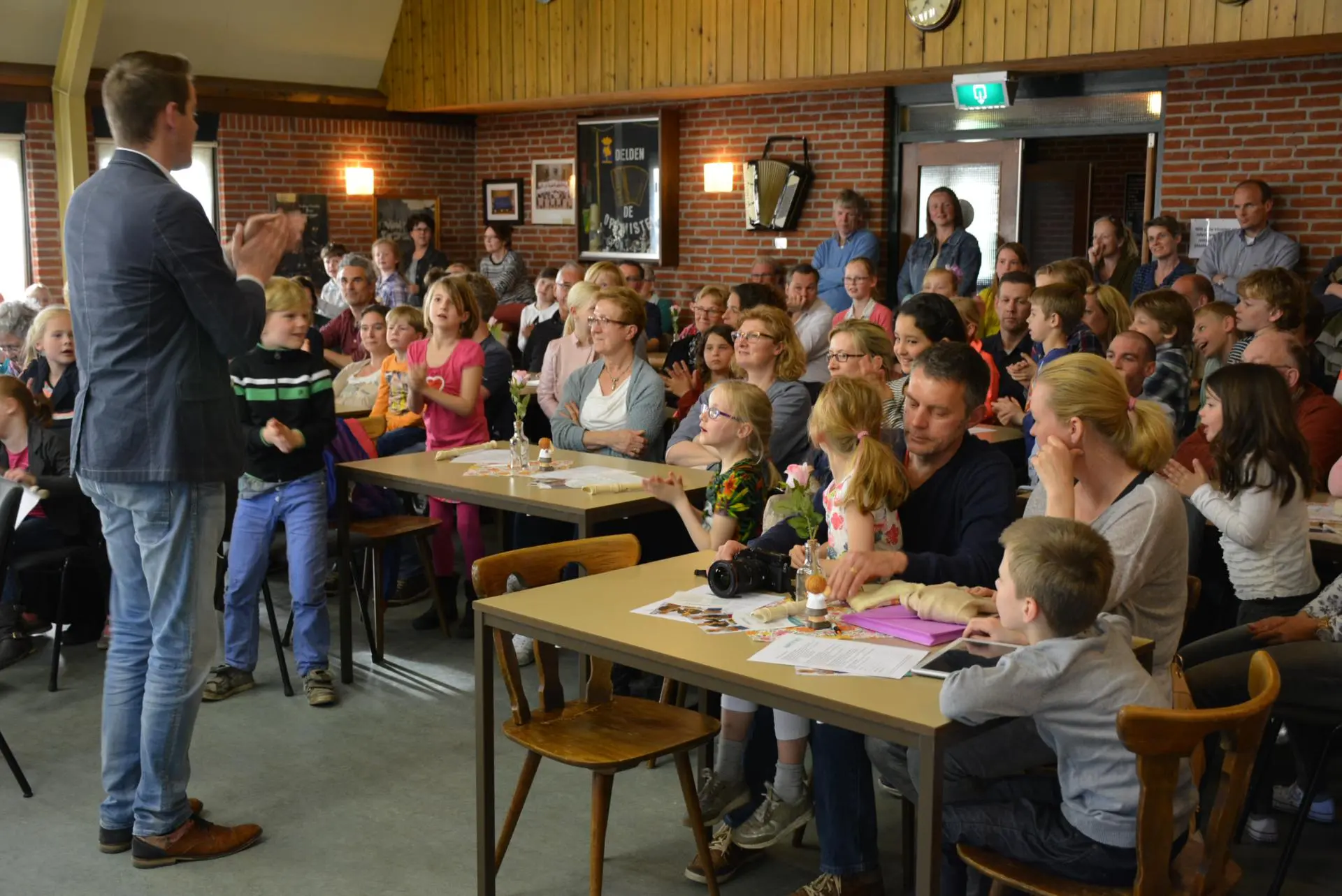 040_Amicitia___Wieger_wordt_wakker_album_Wieger_Wordt_Wakker_202208031453371