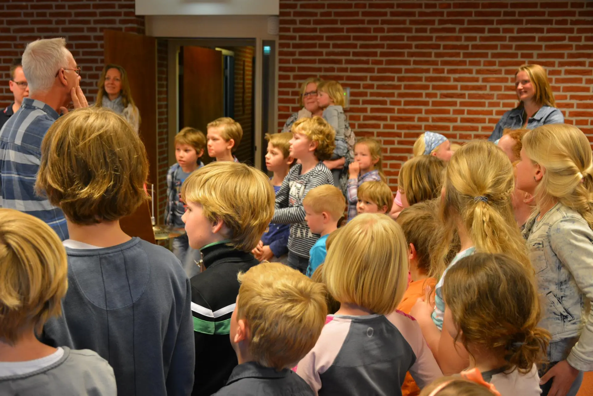 103_Amicitia___Wieger_wordt_wakker_album_Wieger_Wordt_Wakker_202208031453551