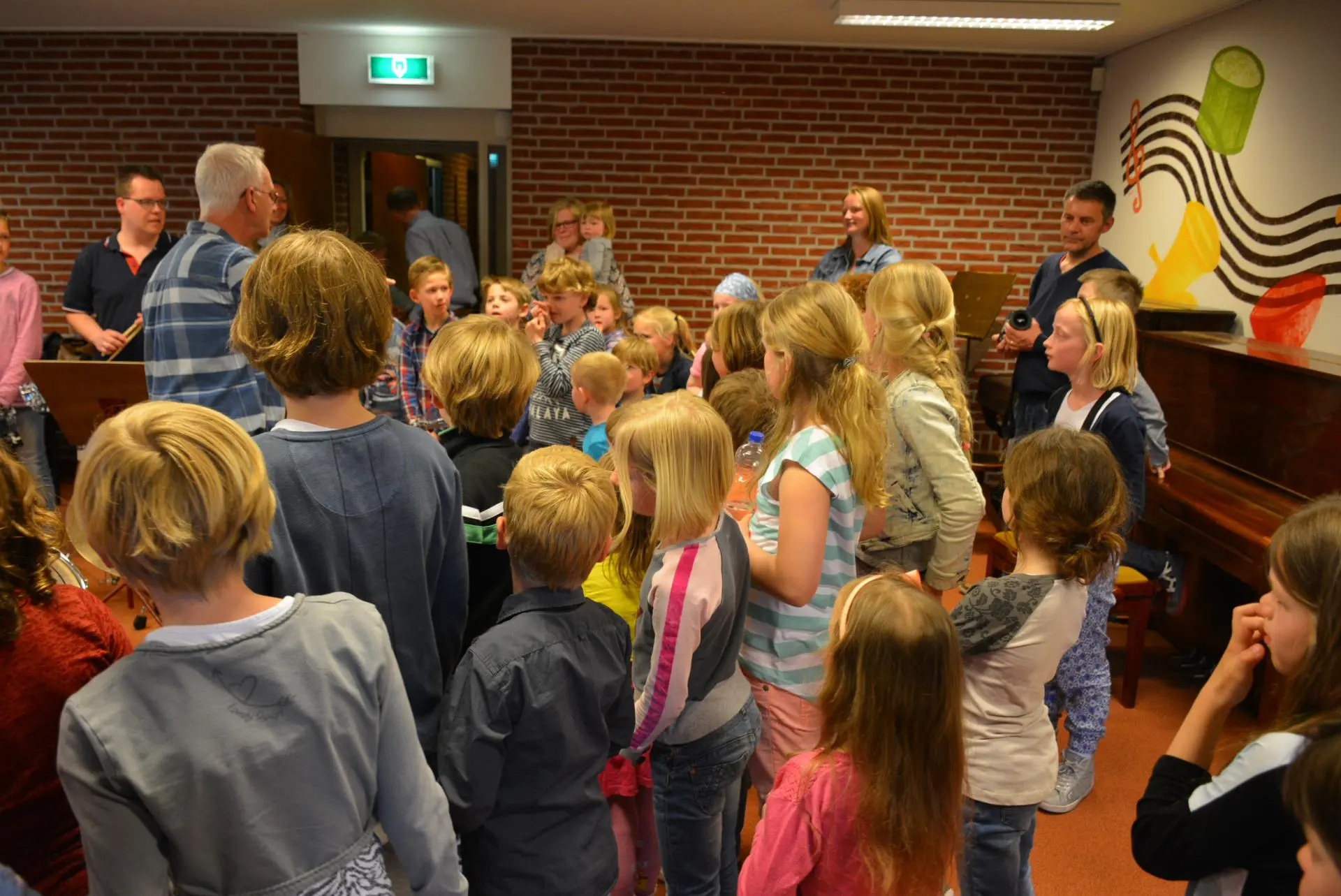 102_Amicitia___Wieger_wordt_wakker_album_Wieger_Wordt_Wakker_202208031454001
