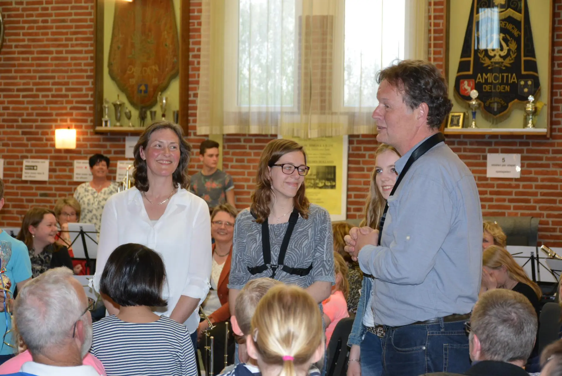 124_Amicitia___Wieger_wordt_wakker_album_Wieger_Wordt_Wakker_202208031454011