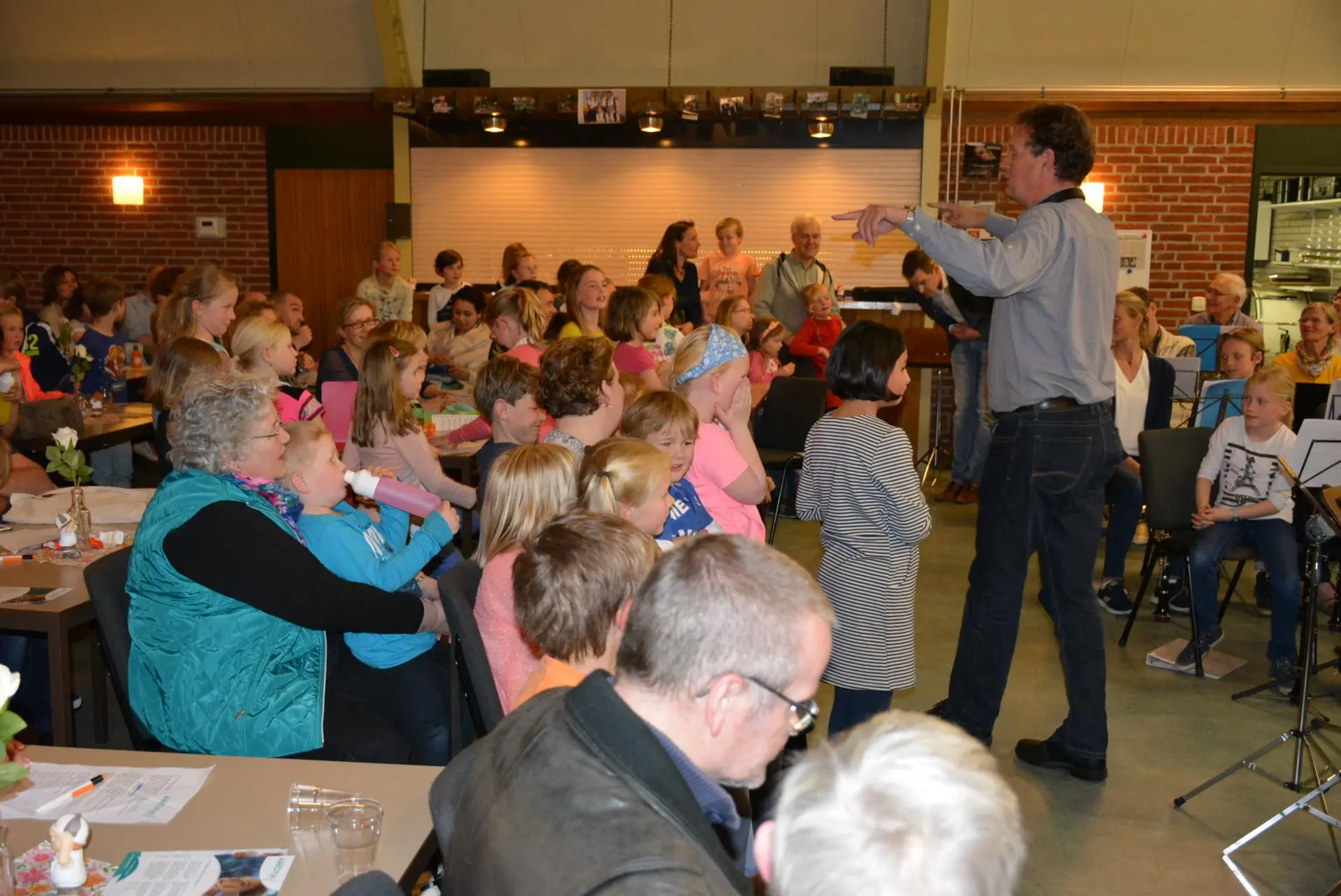 203_Amicitia___Wieger_wordt_wakker_album_Wieger_Wordt_Wakker_202208031454301
