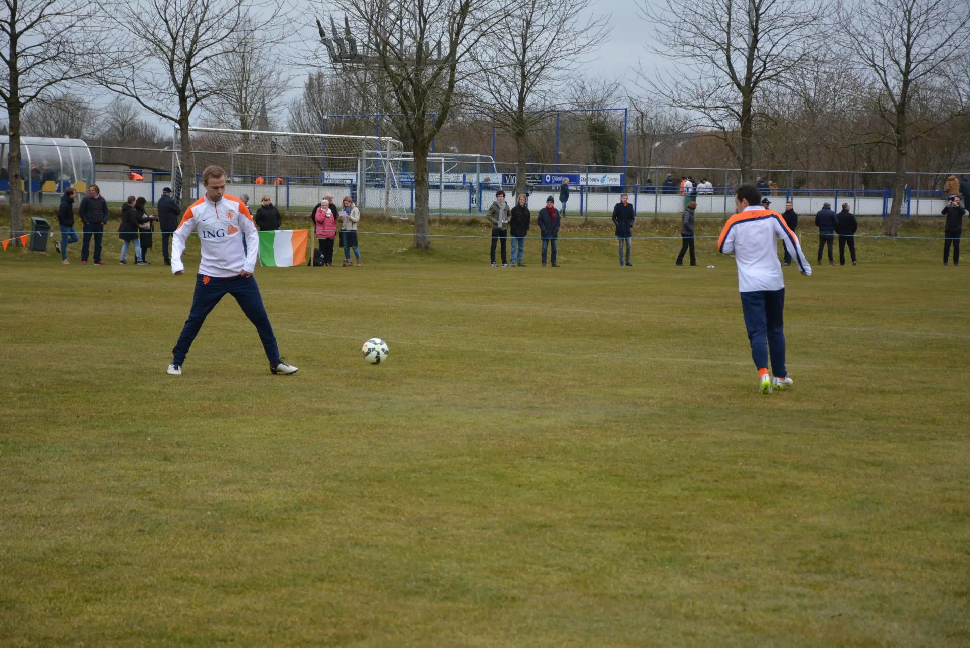 77_Amicitia_CP_voetbal_interland_Nederland___Ierland_album_CP_voetbal_interland_Nederland___Ierland_202208031450571