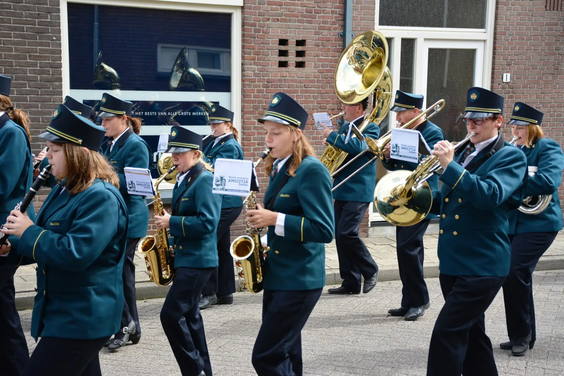 23_Amicitia_Schuttersfeesten_album_Schuttersfeesten_202208031446581