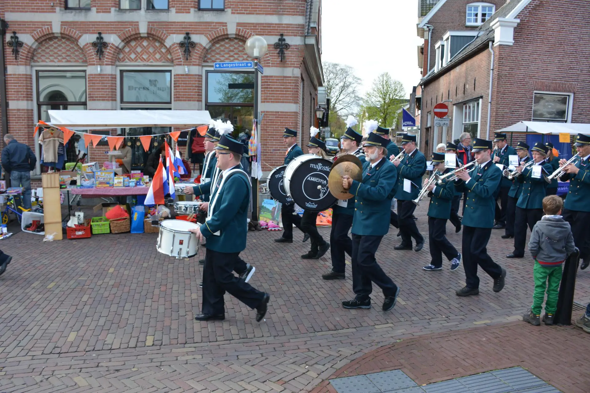 044_Amicitia_album_Koningsdag_202208031438481