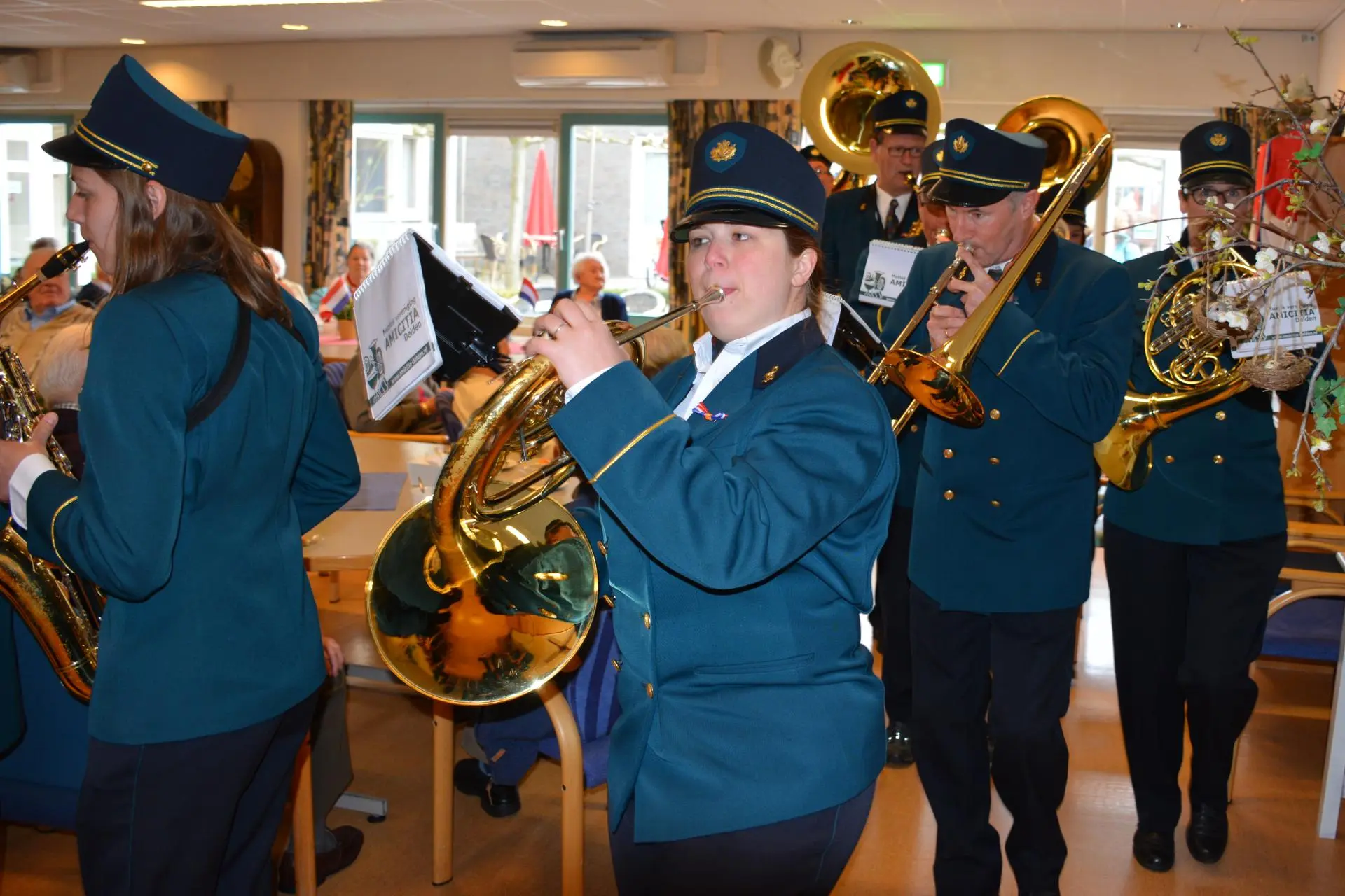 102_Amicitia_album_Koningsdag_202208031439261