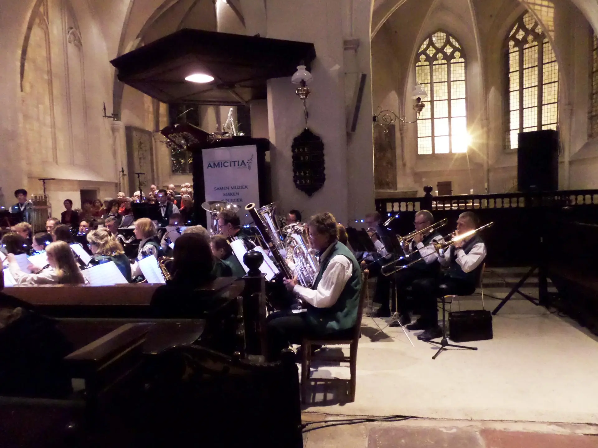 08_Amicitia_kerstconcert_Oude_Blasius_album_Kerstconcert_Oude_Blasius_202208031406341