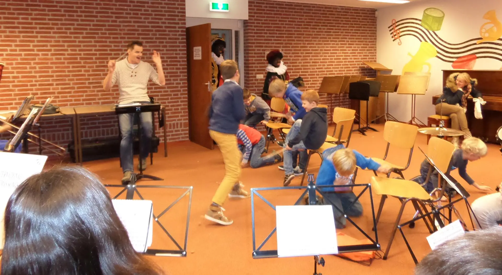05_Amicitia_sinterklaasfeest_album_Sinterklaasfeest_202208031405401