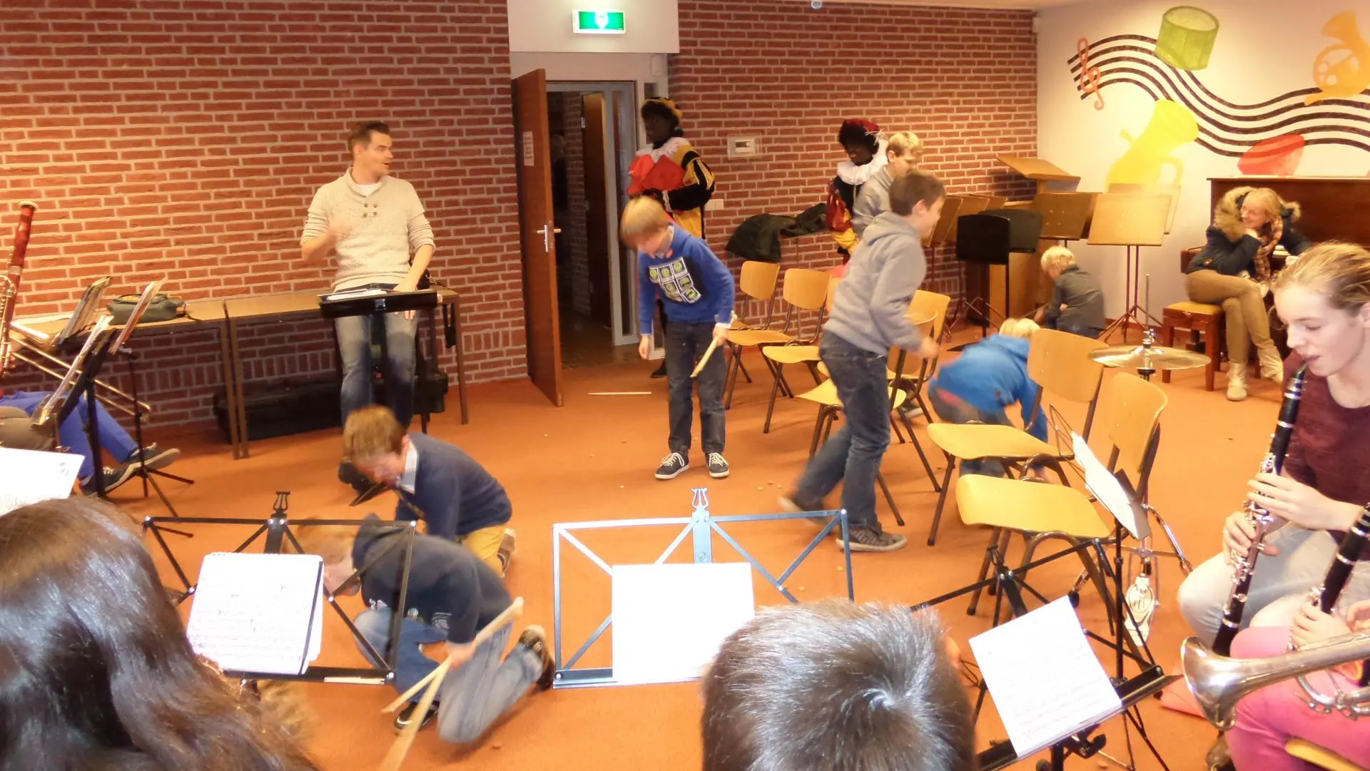 06_Amicitia_sinterklaasfeest_album_Sinterklaasfeest_202208031405441