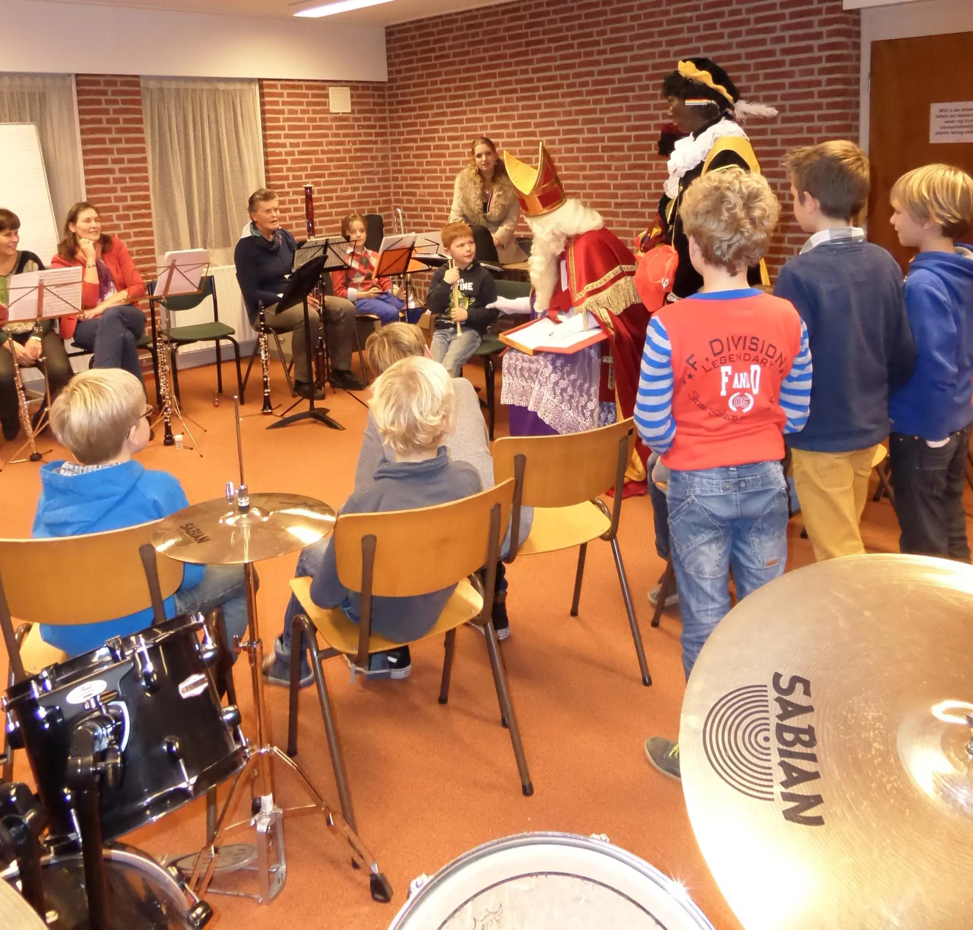 13_Amicitia_sinterklaasfeest_album_Sinterklaasfeest_202208031405451