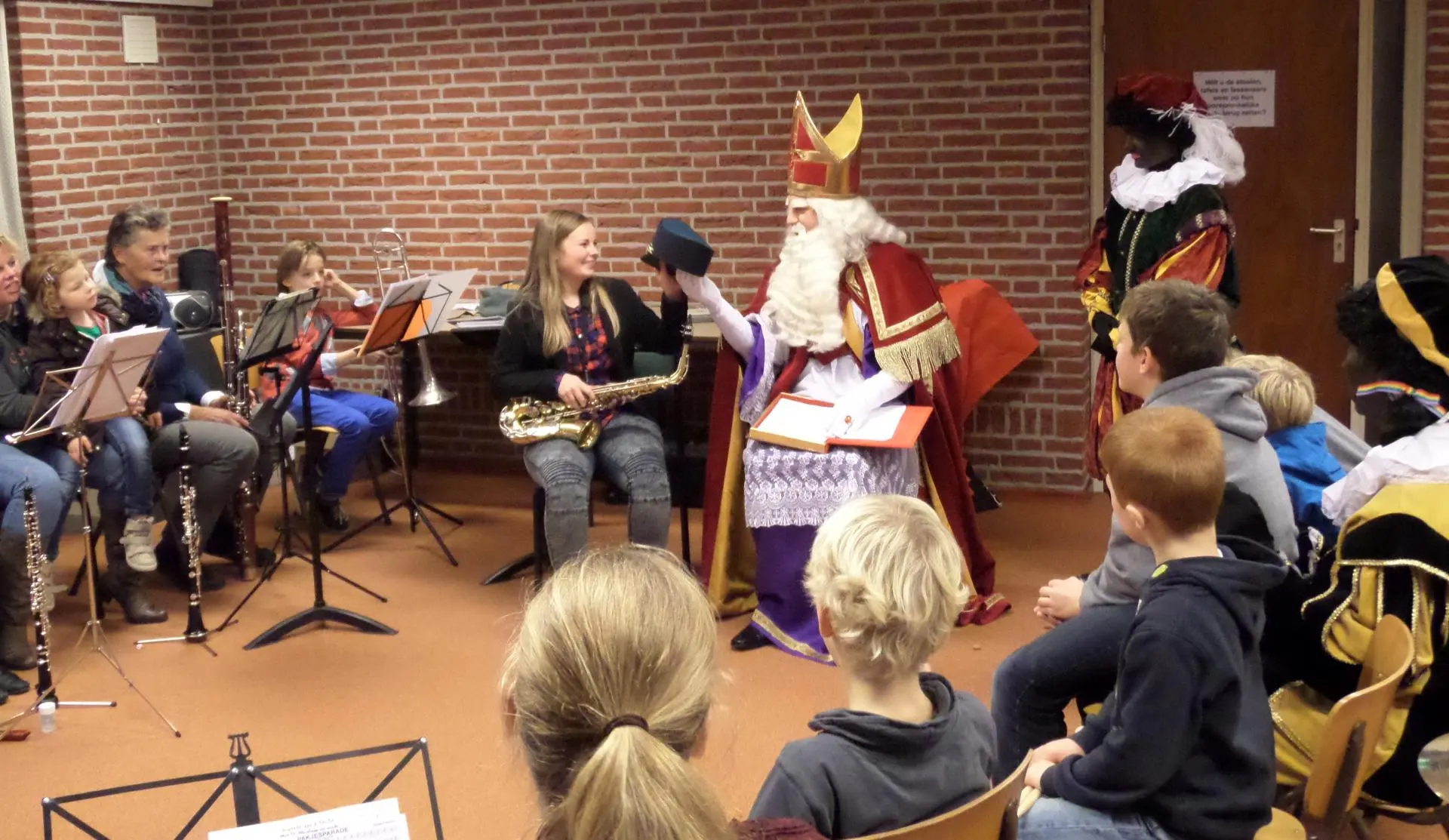 38_Amicitia_sinterklaasfeest_album_Sinterklaasfeest_202208031405551